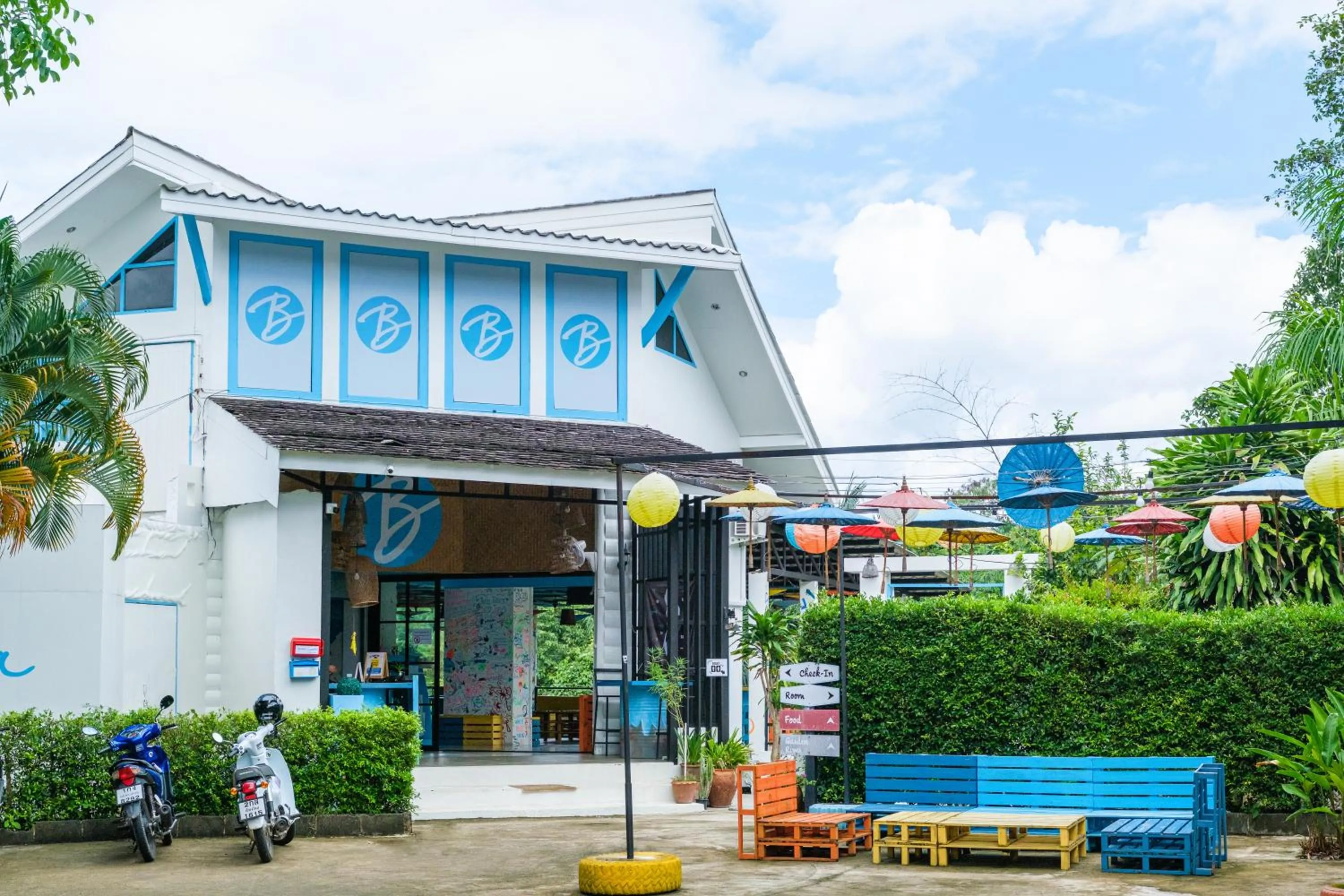 Property building in Bodega Pai