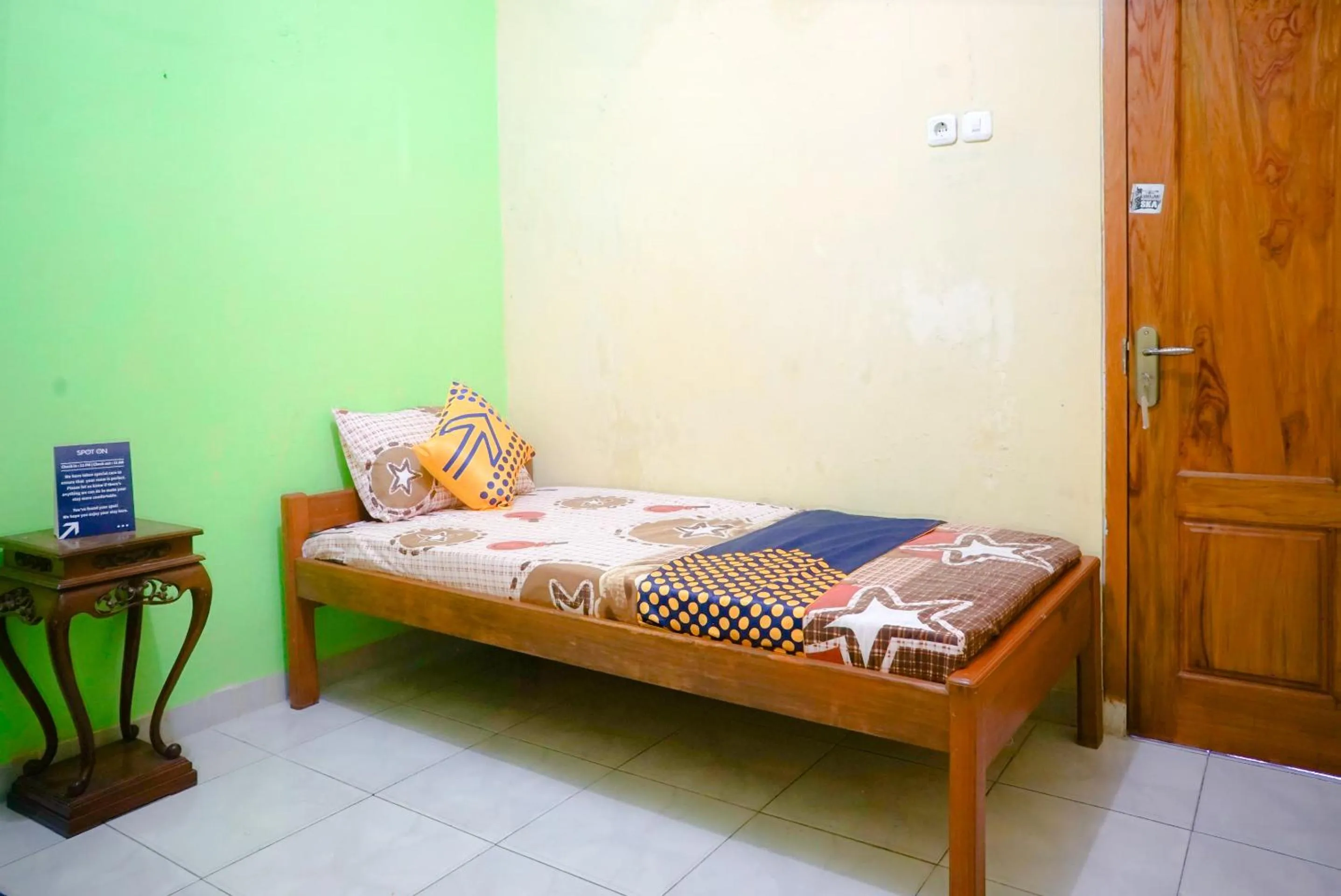 Bedroom, Bed in Hotel O Wallet Family Residence Syariah