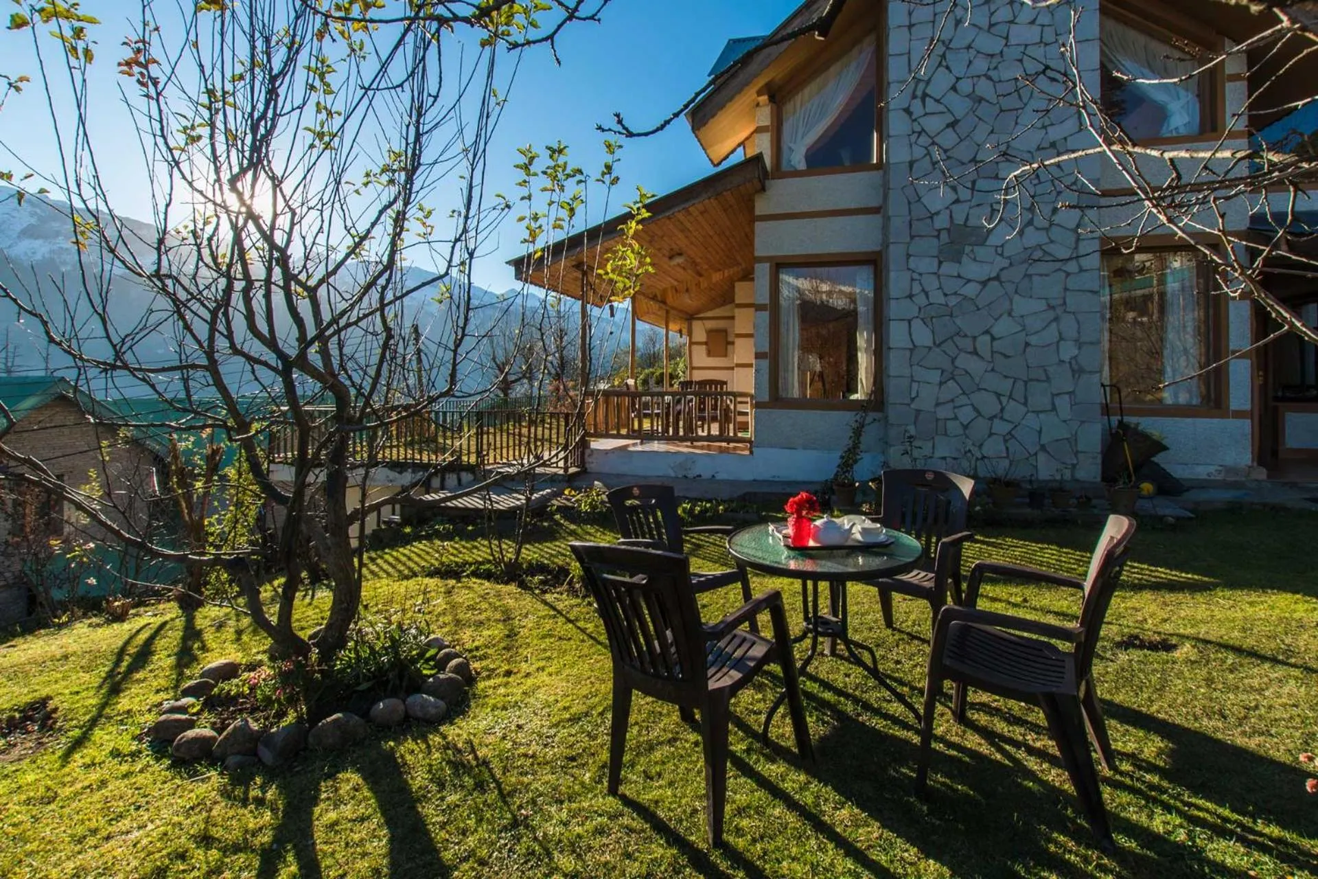 Property building in StayVista at Jodhpur House - Heritage Stay, Manali