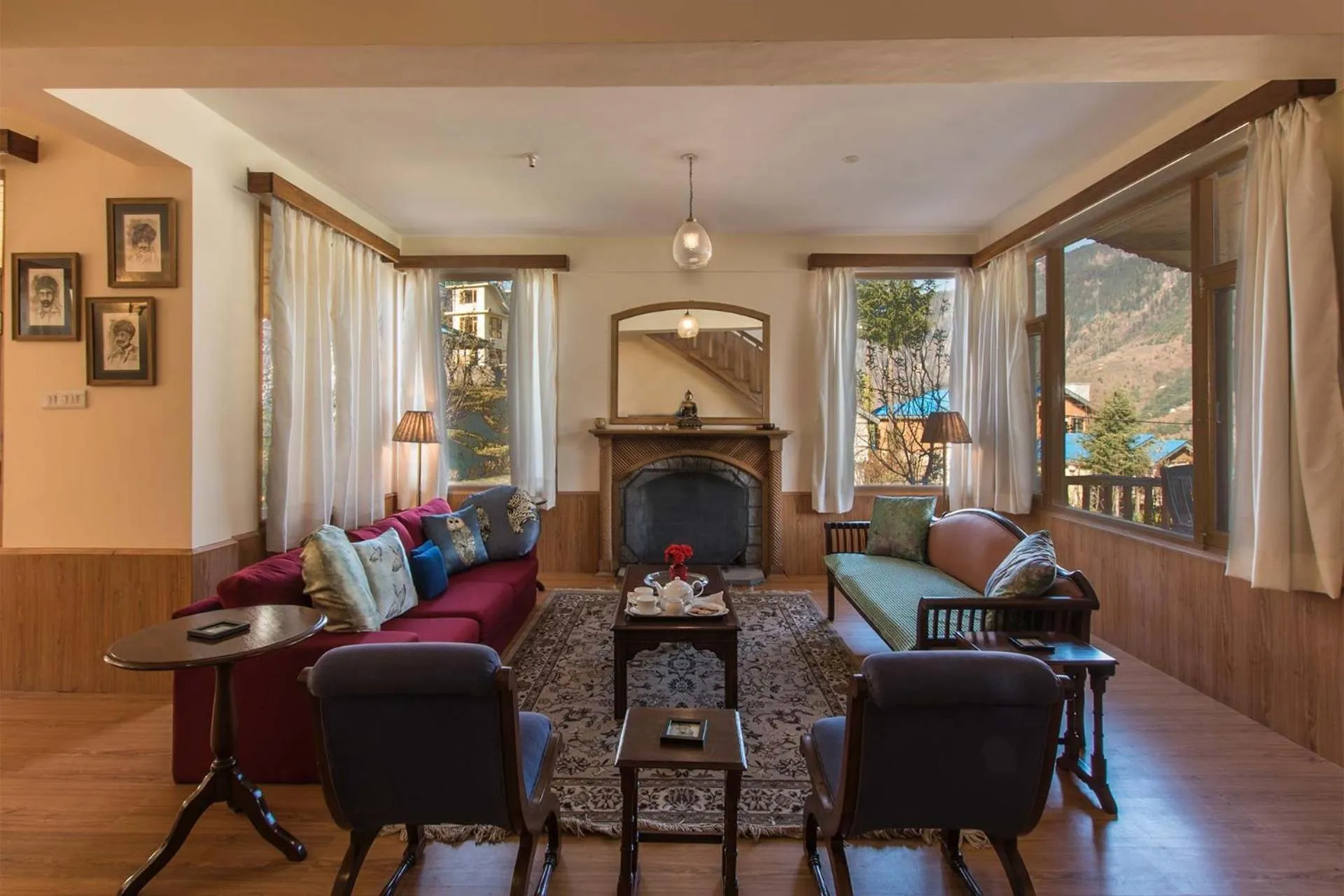 Living room in StayVista at Jodhpur House - Heritage Stay, Manali