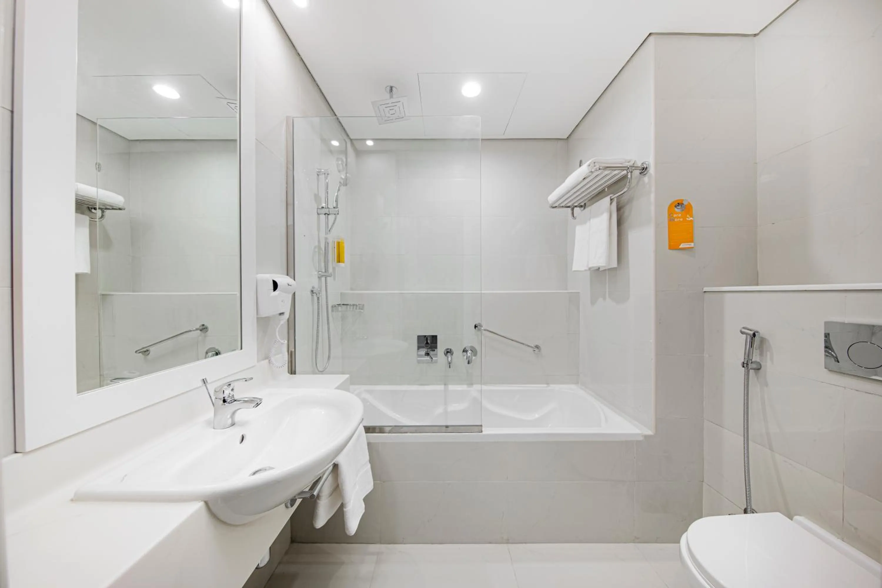 Bath in Citymax Hotel Business Bay