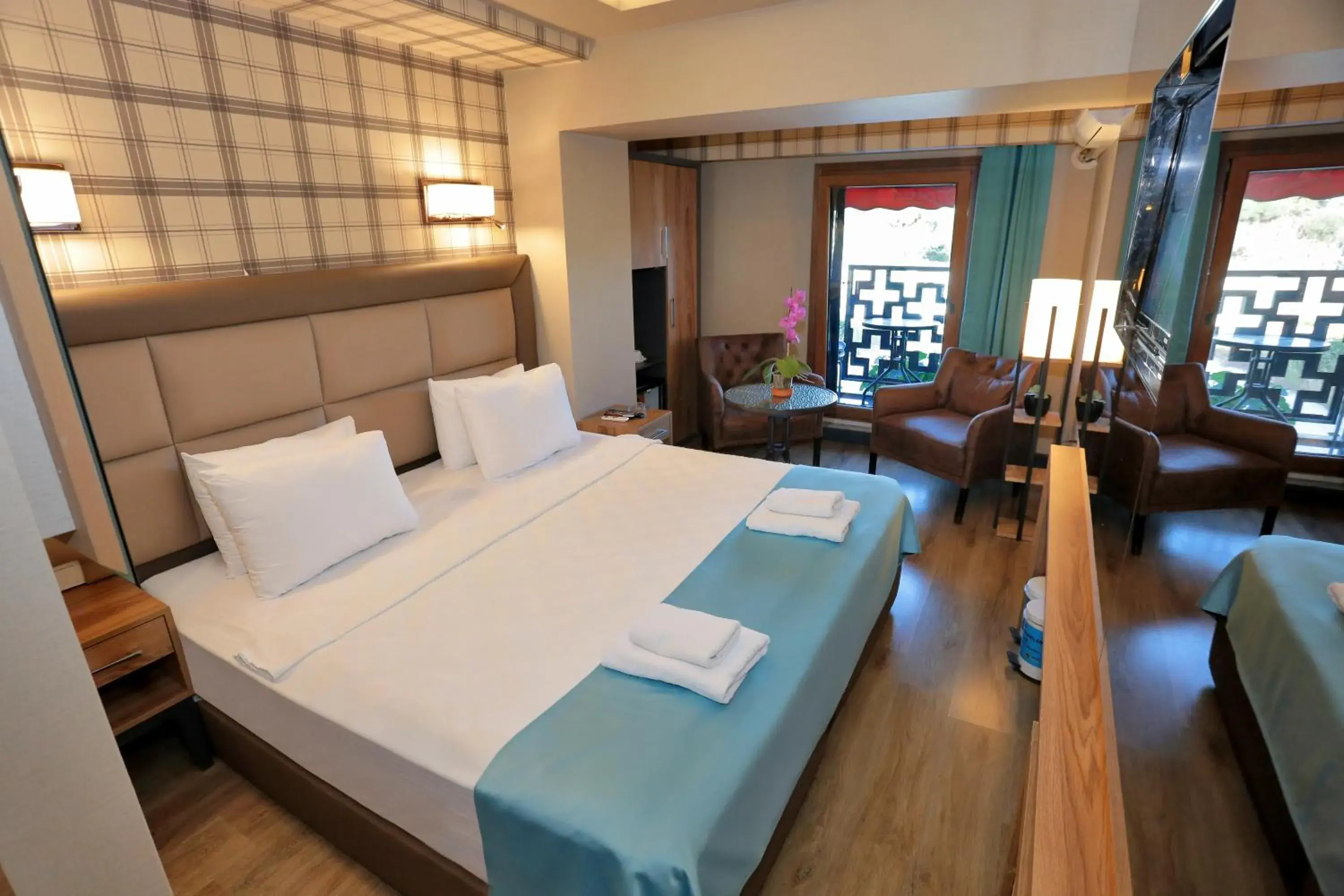 Deluxe Double Room with Balcony in Turkuaz Hotel Deluxe Double Room with Balcony in Turkuaz Hotel