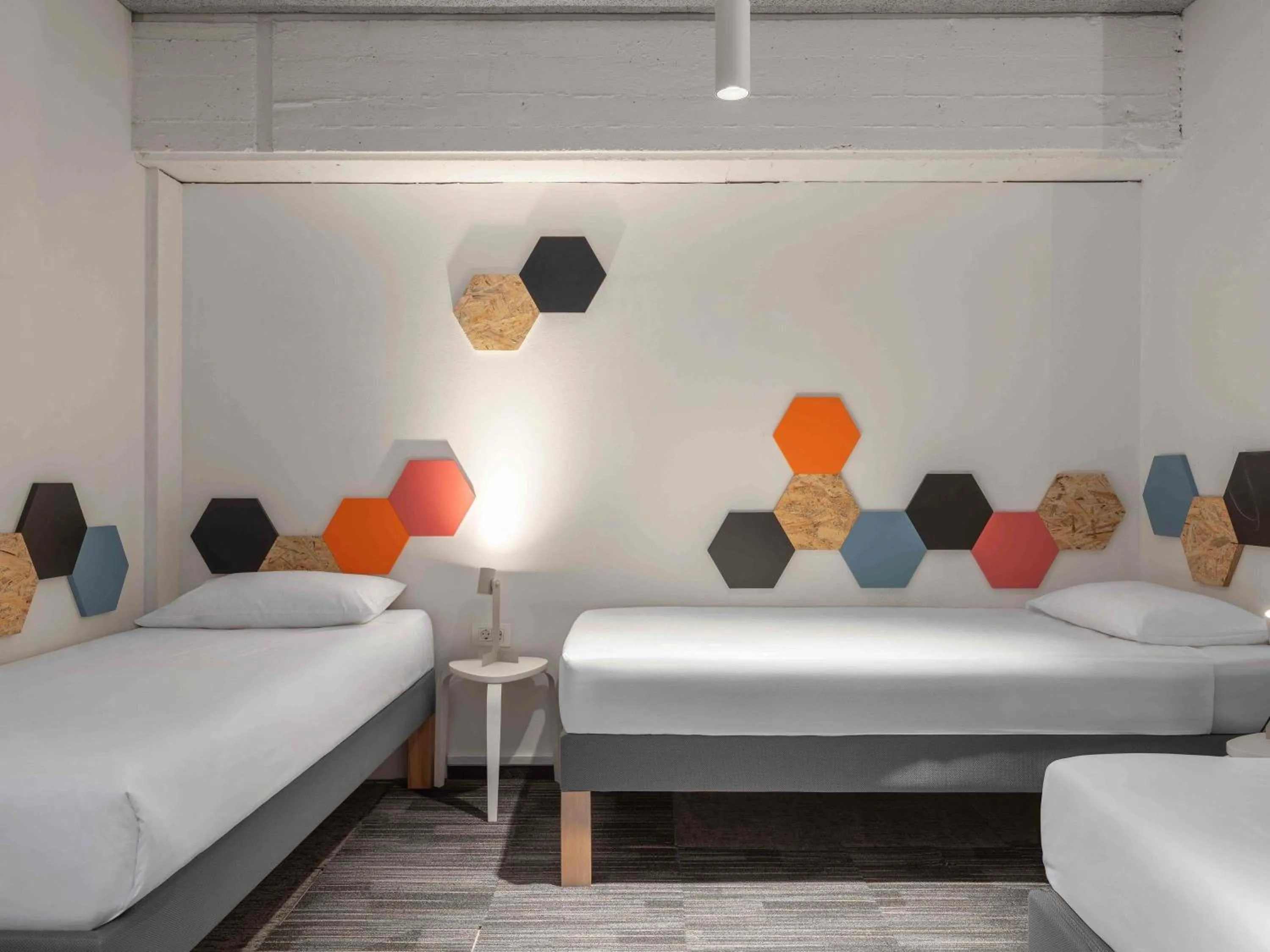 Bedroom, Bed in ibis Styles Ljubljana The Fuzzy Log