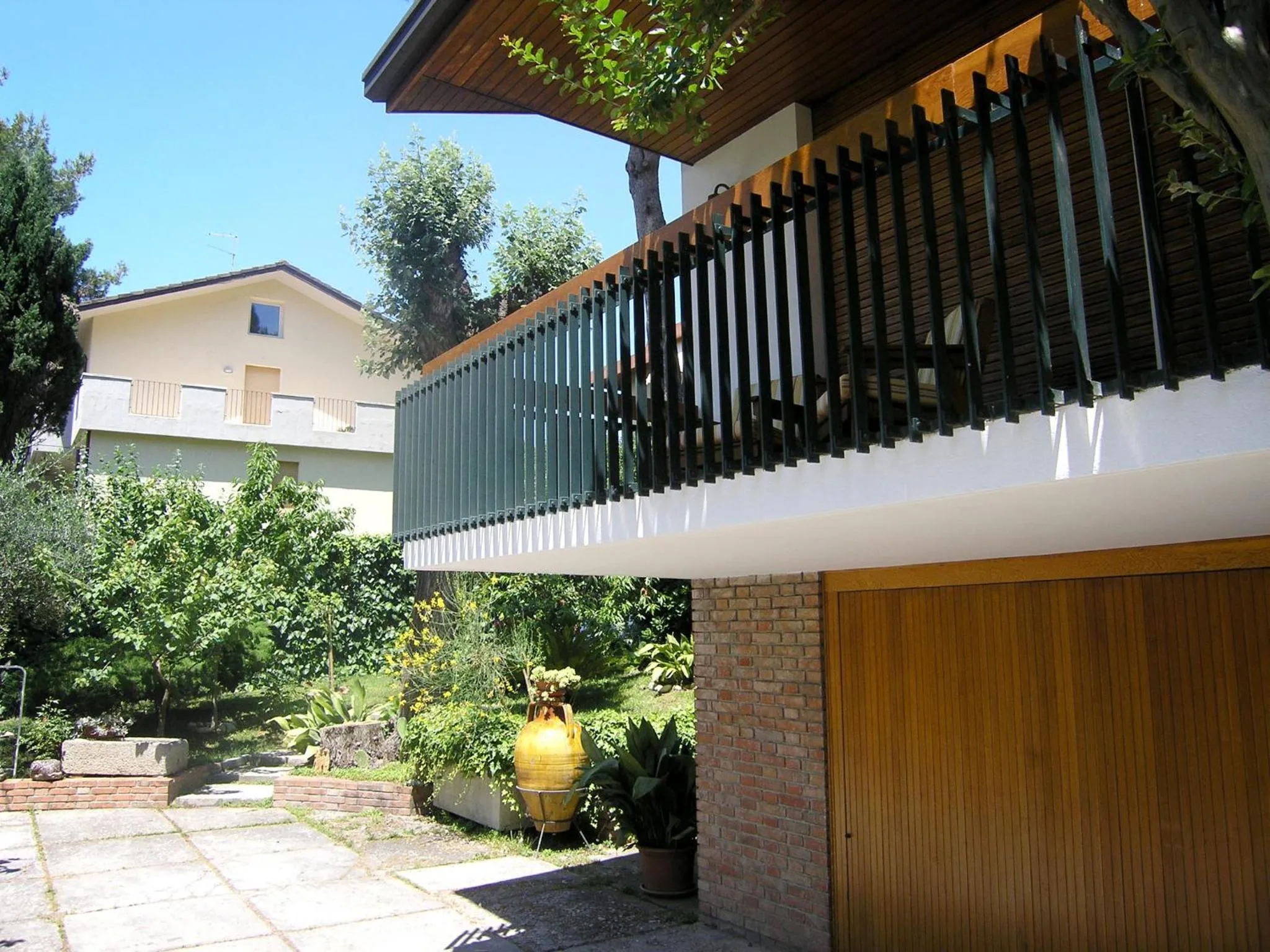 Facade/entrance in Bed And Breakfast 22 Garibaldi Home
