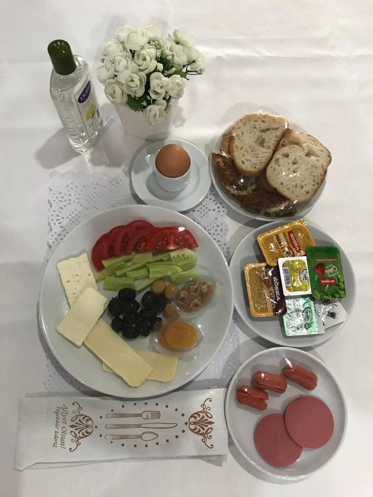 Continental breakfast in Saban Acikgoz Hotel