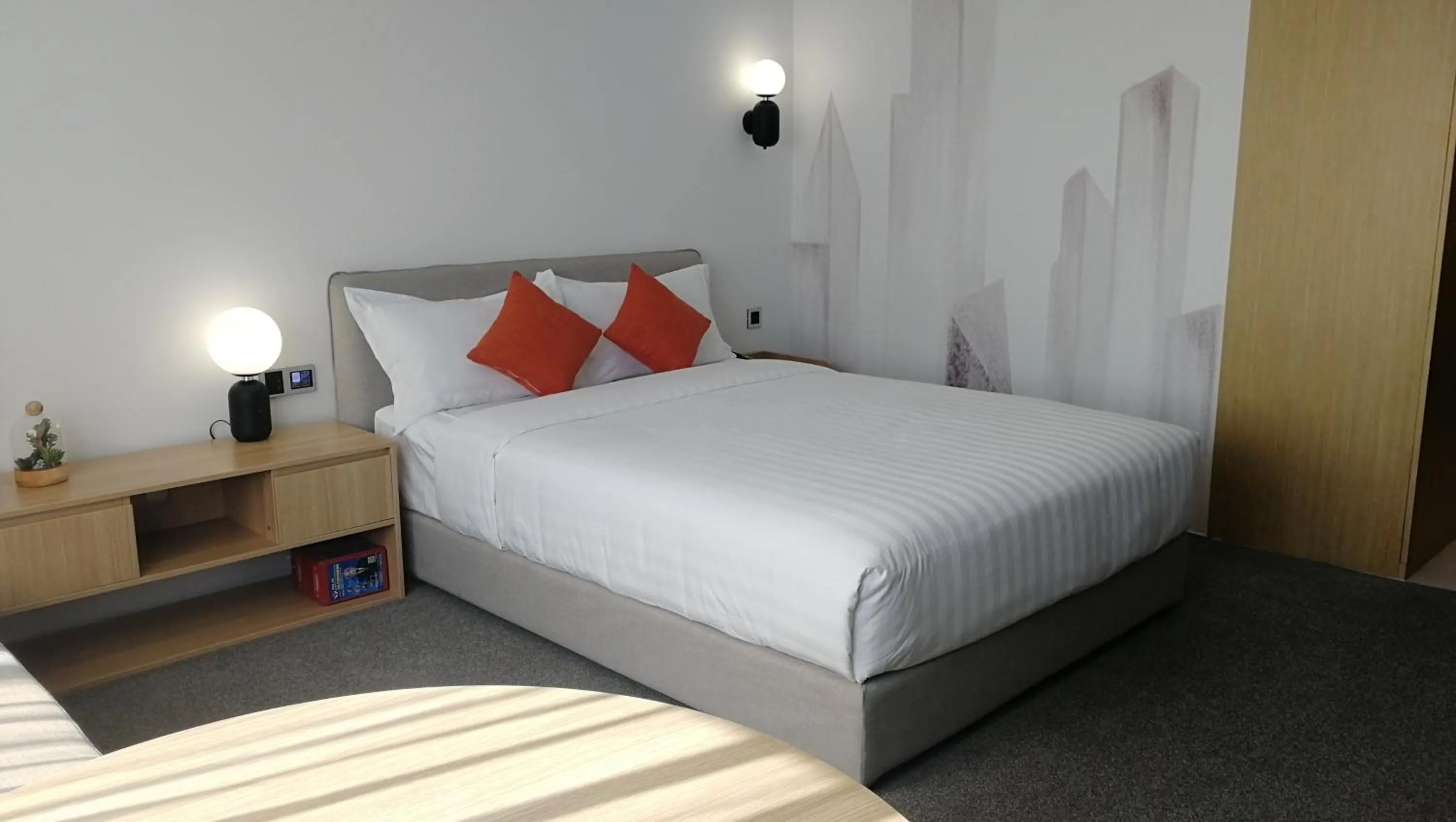 Bed in LN Residence Changdi New Aiqun Building