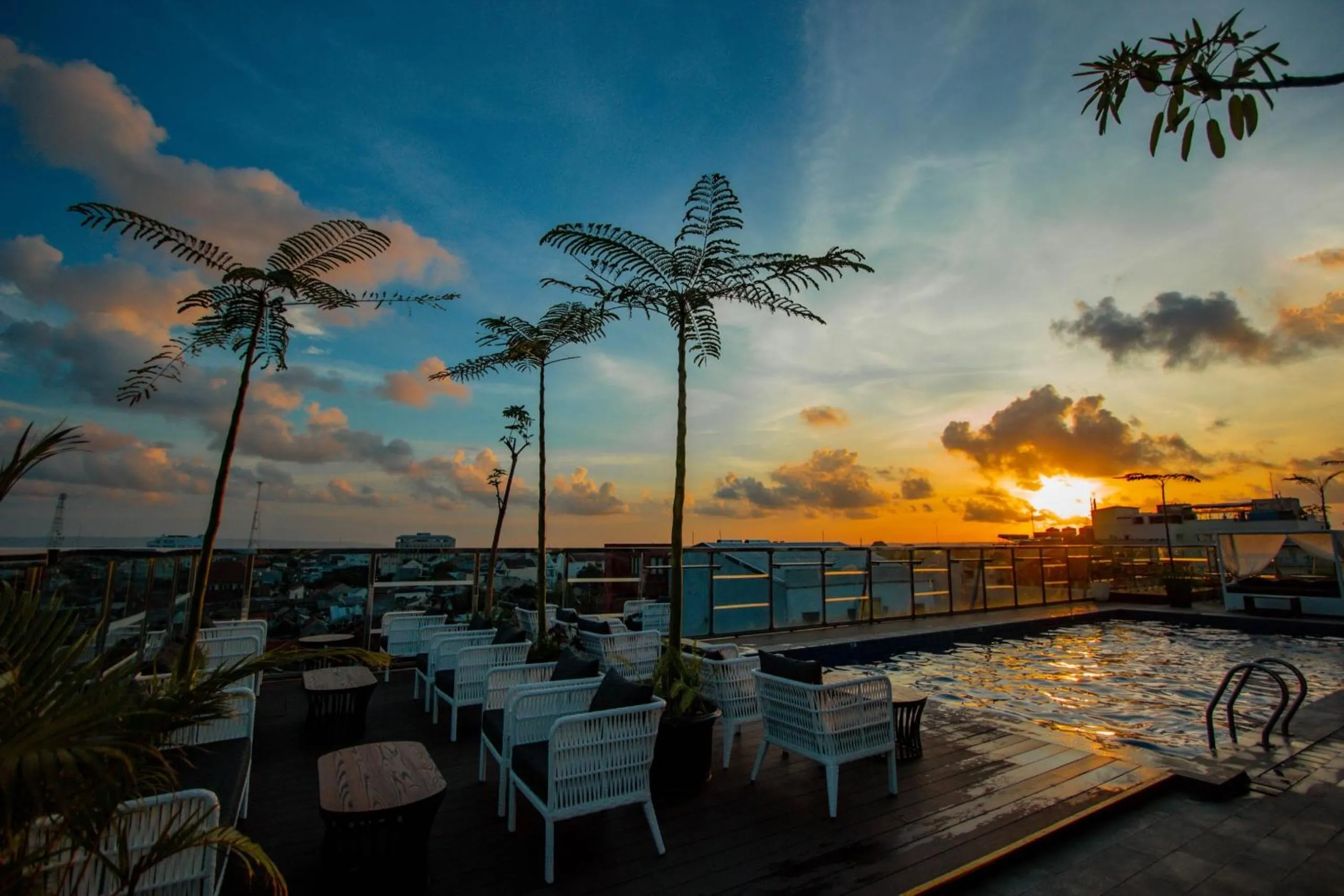 Swimming pool in Hotel FortunaGrande Malioboro Yogyakarta