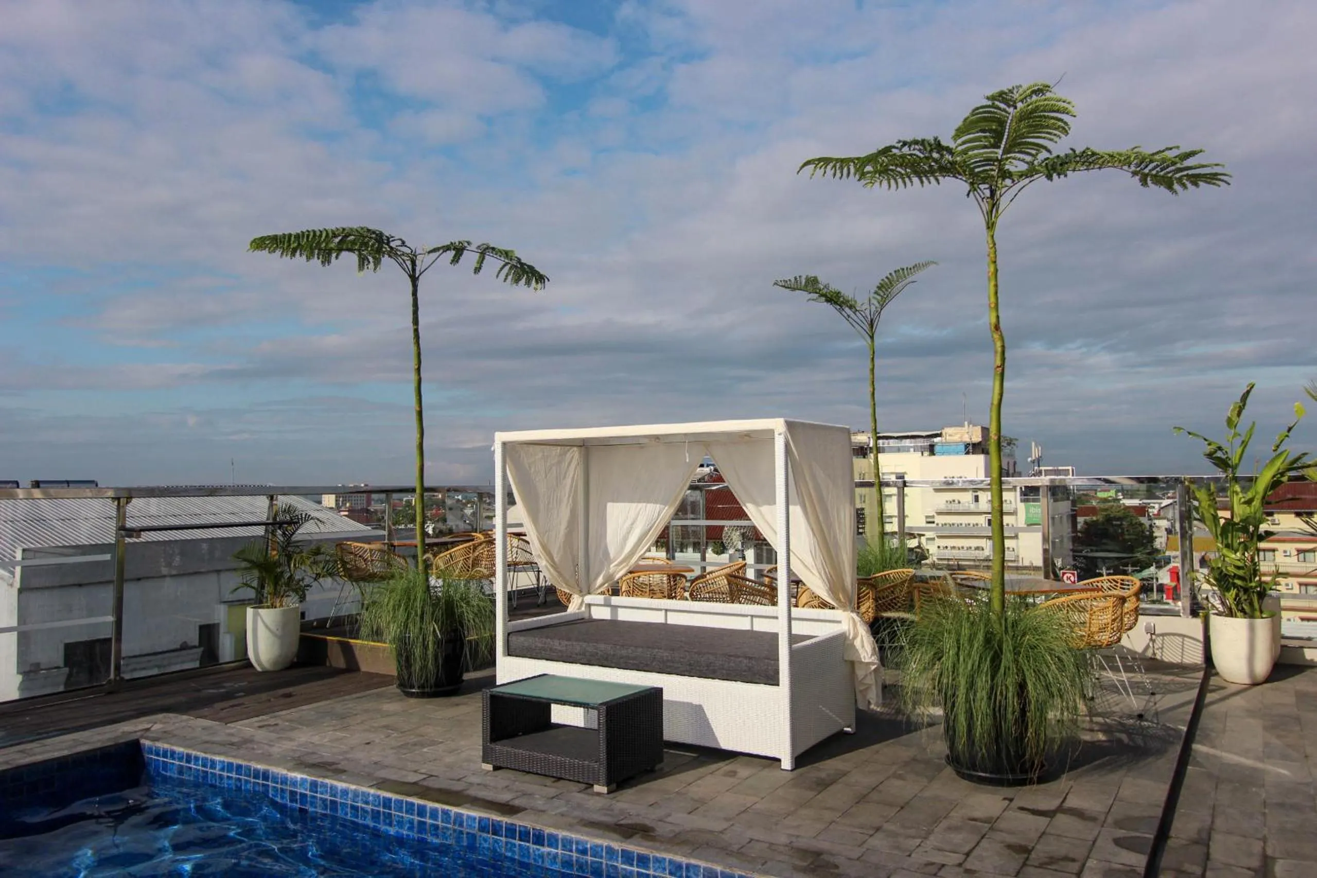 Swimming pool in Hotel FortunaGrande Malioboro Yogyakarta