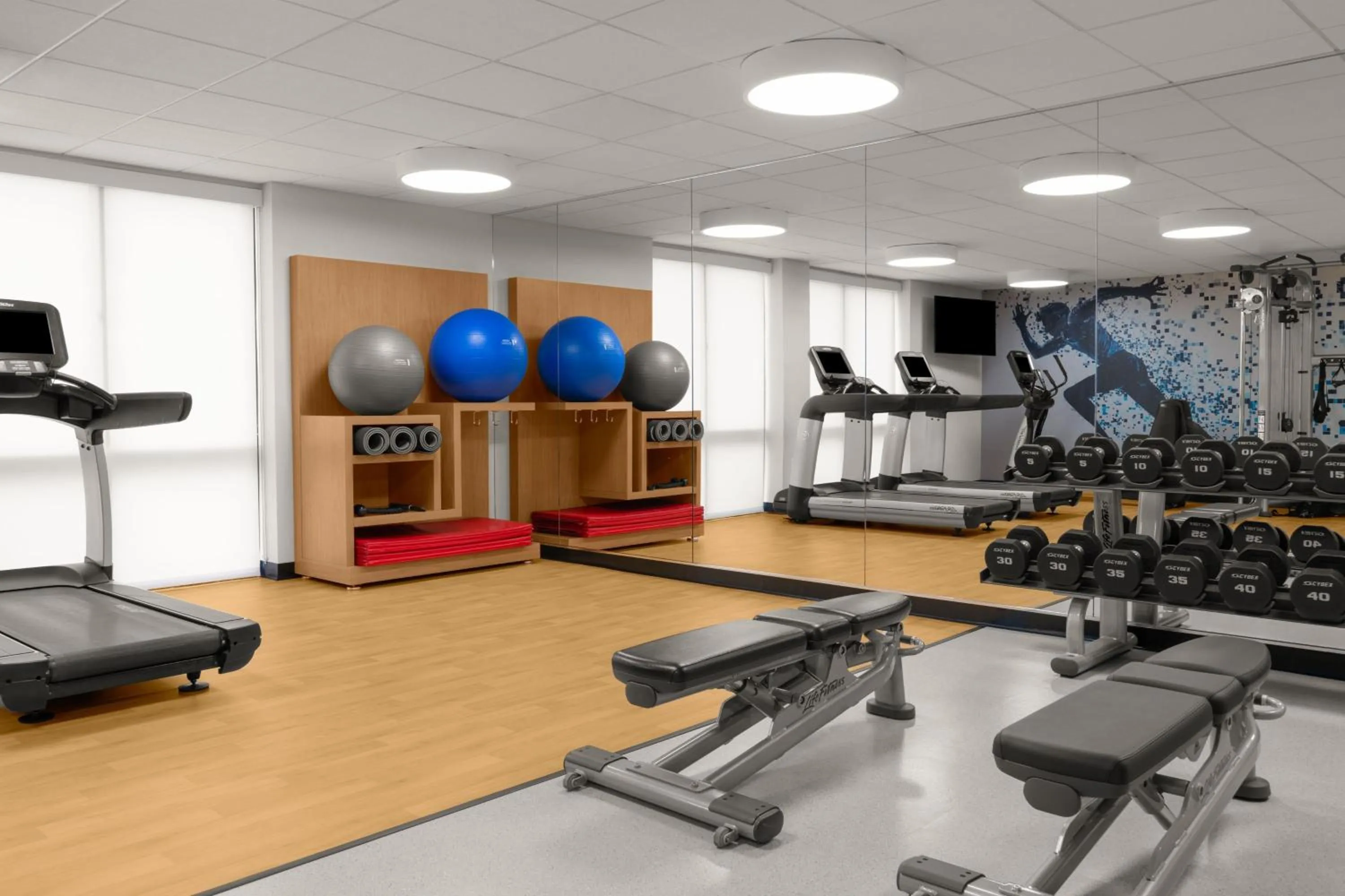 Fitness centre/facilities in Sheraton Milwaukee Brookfield