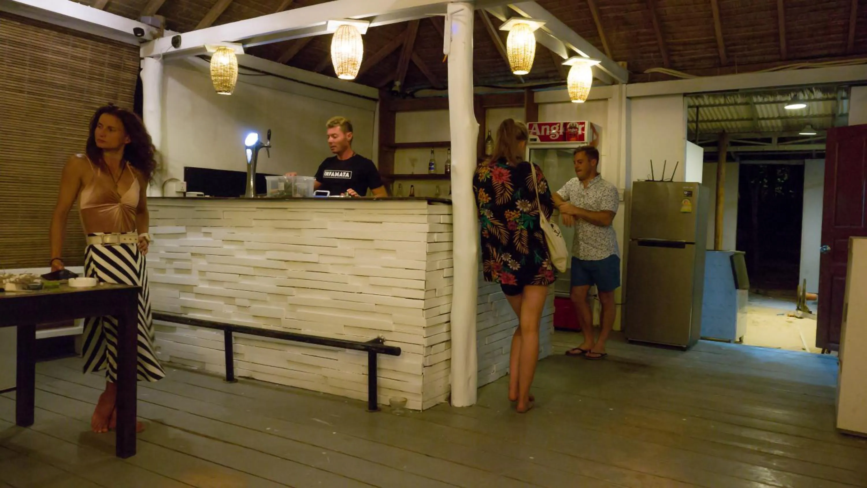 Restaurant/places to eat in SARASEA Koh Rong Samloem