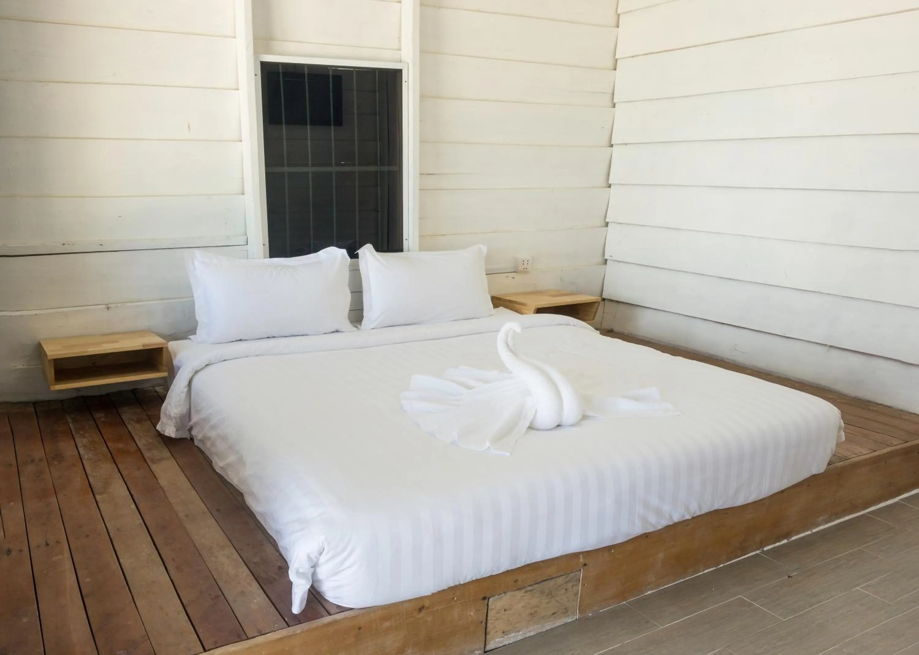 Bed in SARASEA Koh Rong Samloem