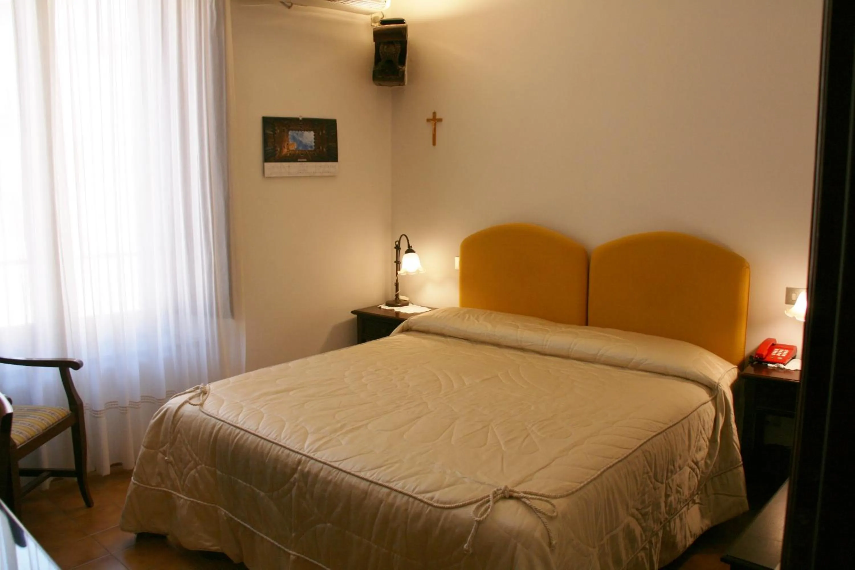 Bedroom, Bed in Meublé il Riccio