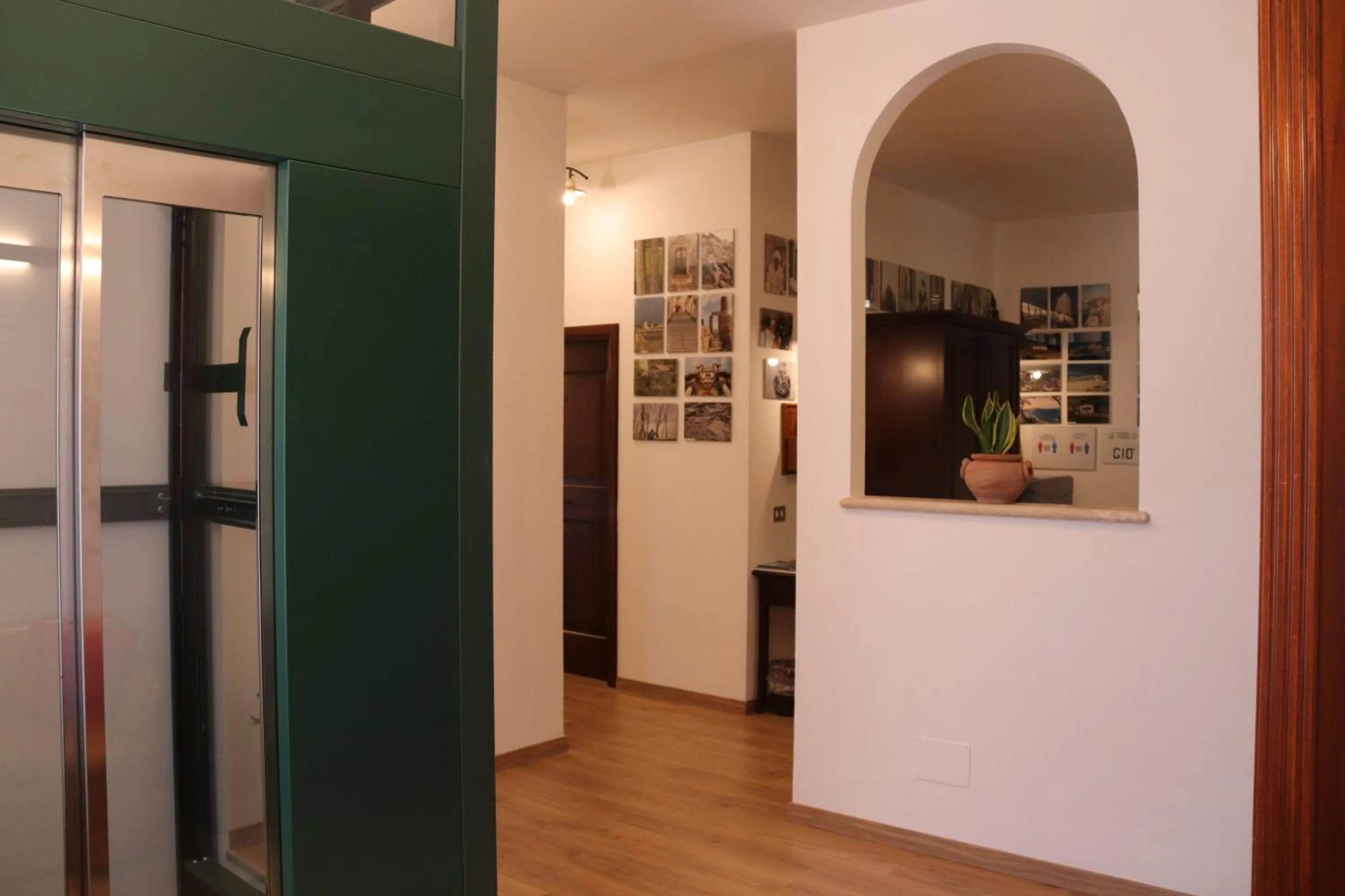 elevator in Meublé il Riccio