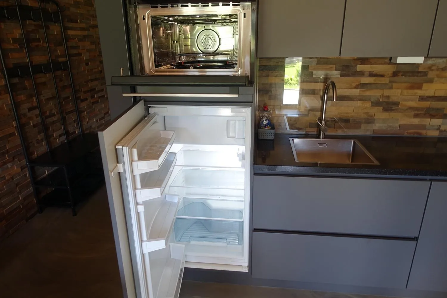 Restaurant/places to eat in Apartmentshaus Dual - 2