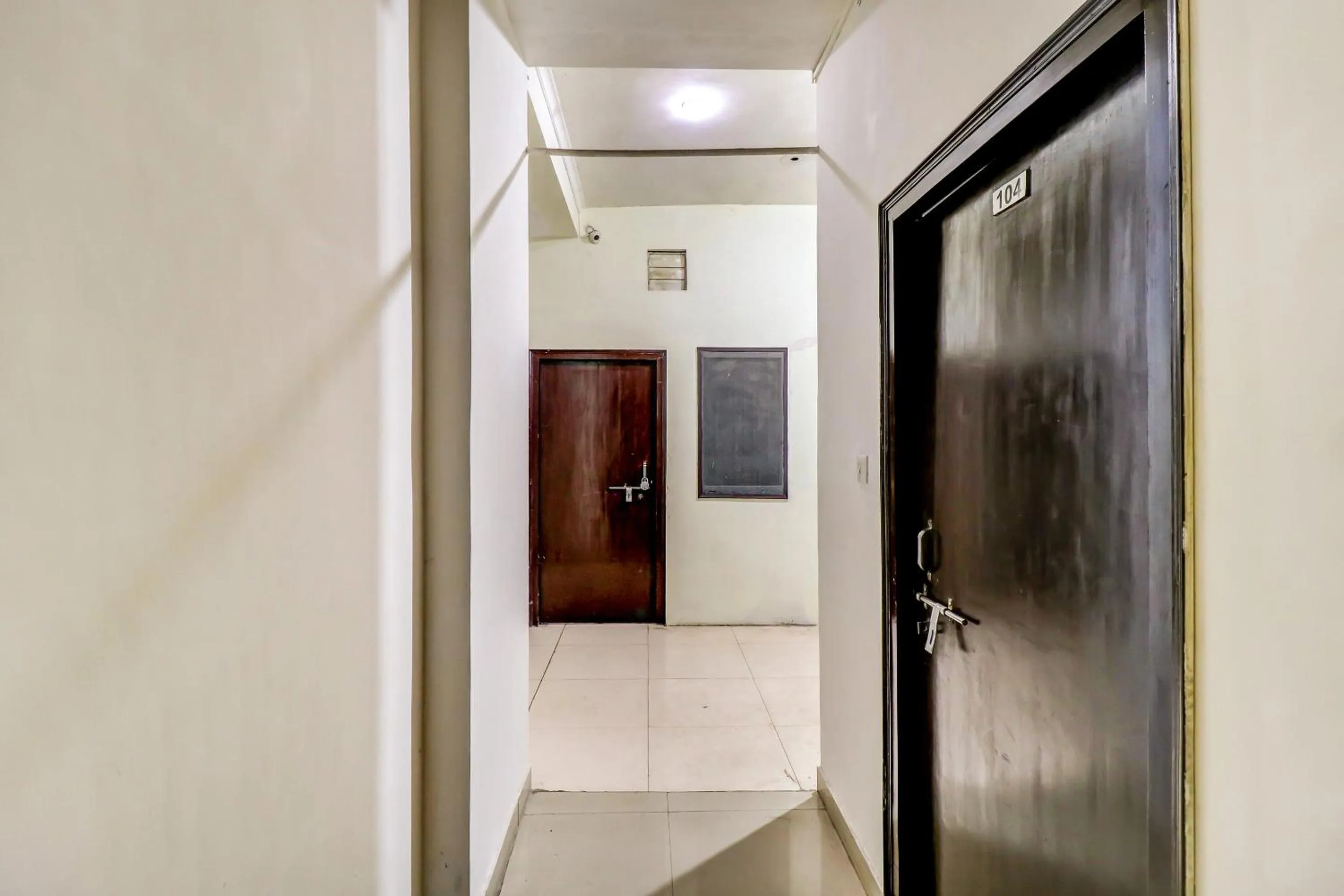 Super Hotel O Dhruv Inn