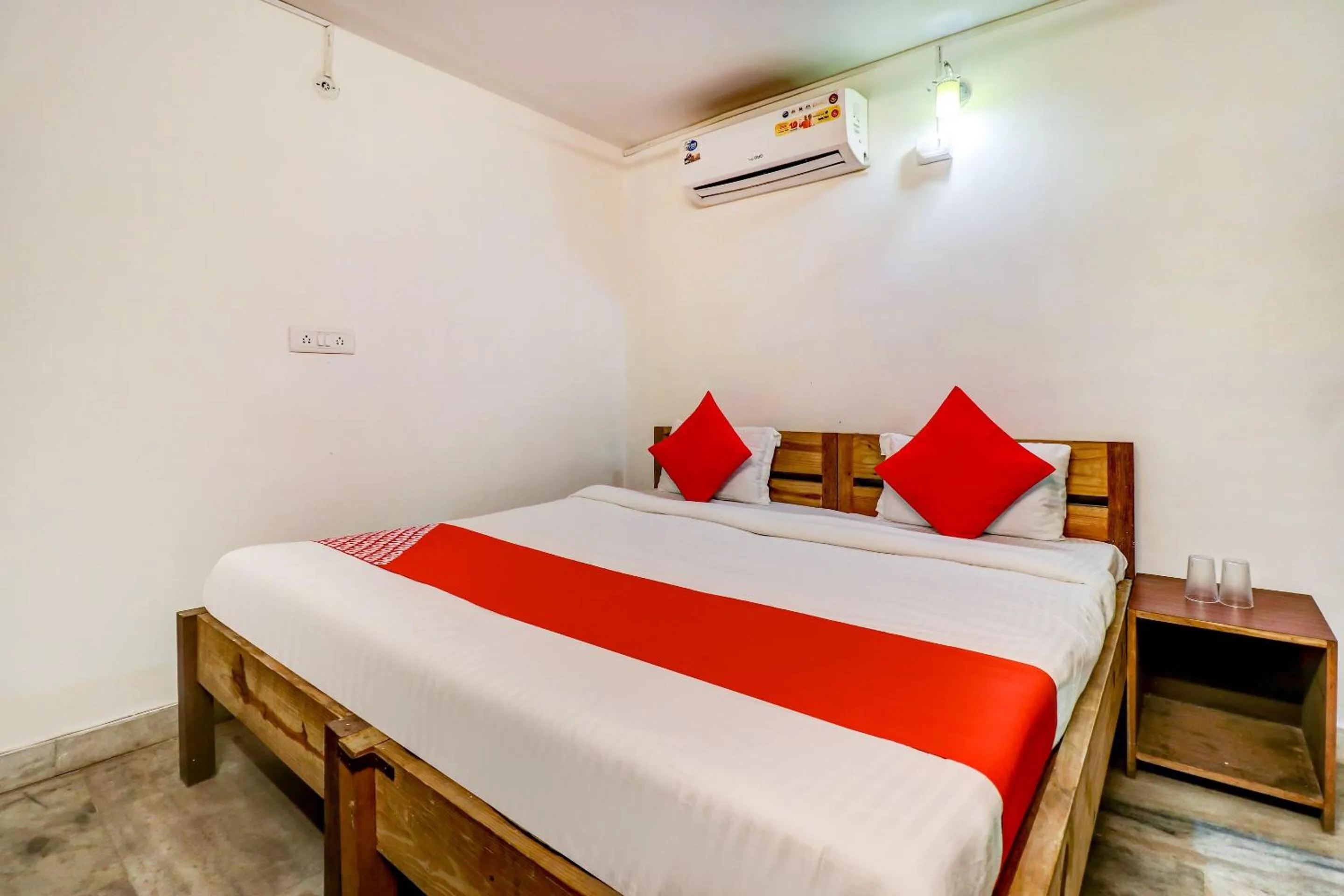 Bedroom, Bed in Hotel O by OYO Dhruv Inn