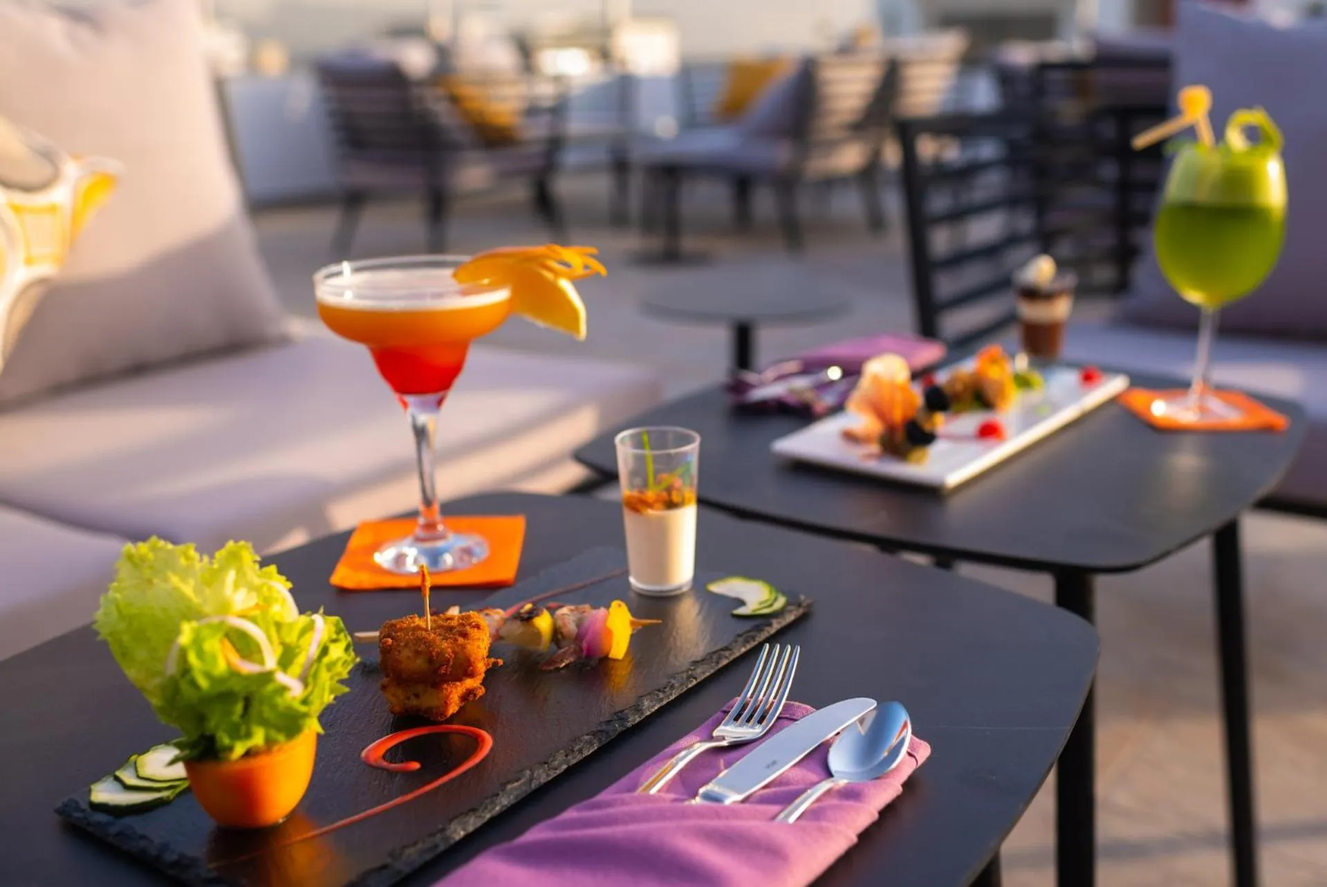 Lounge or bar in L'Adresse Dakar