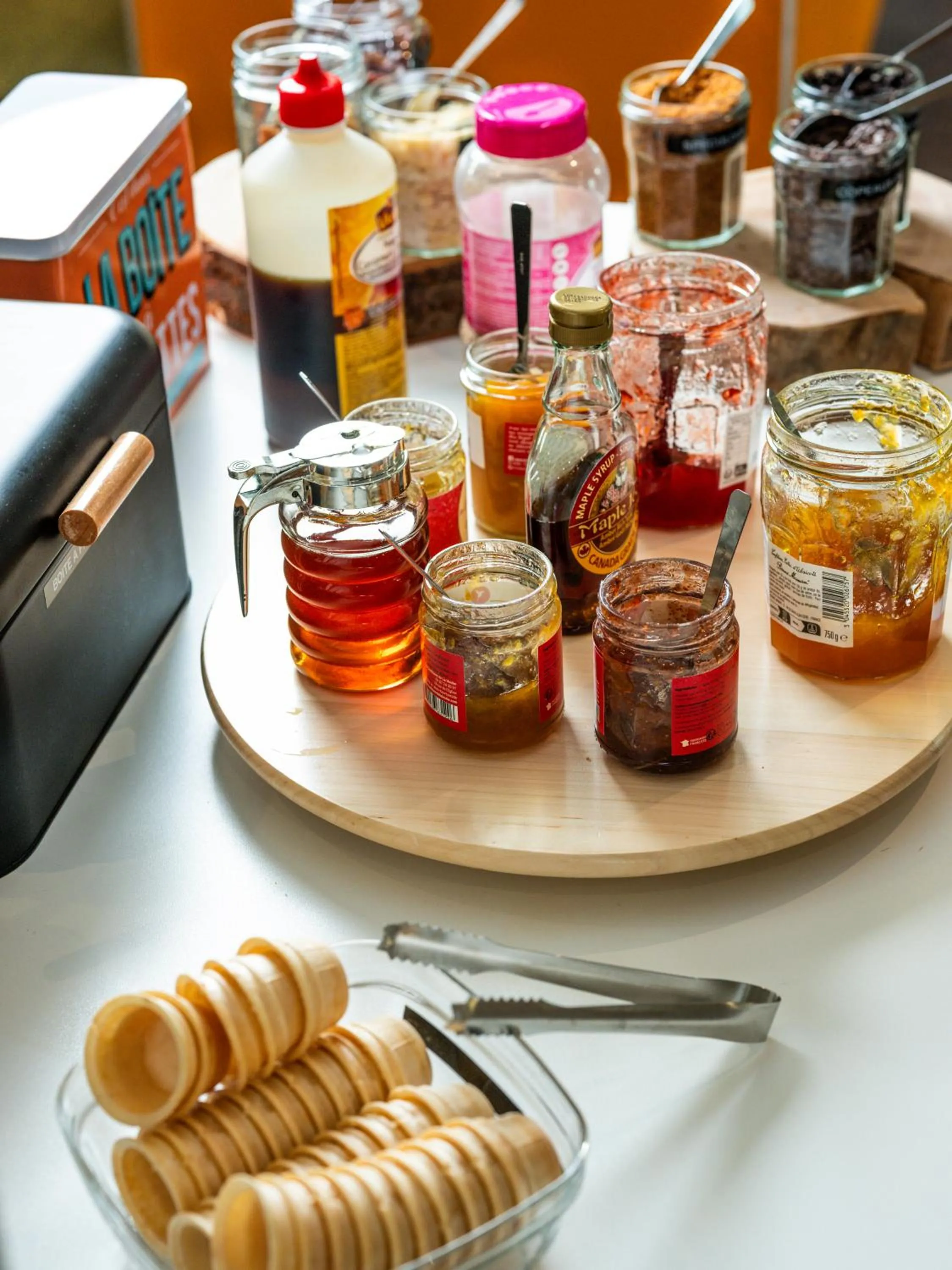 Buffet breakfast in ibis Styles Sarrebourg