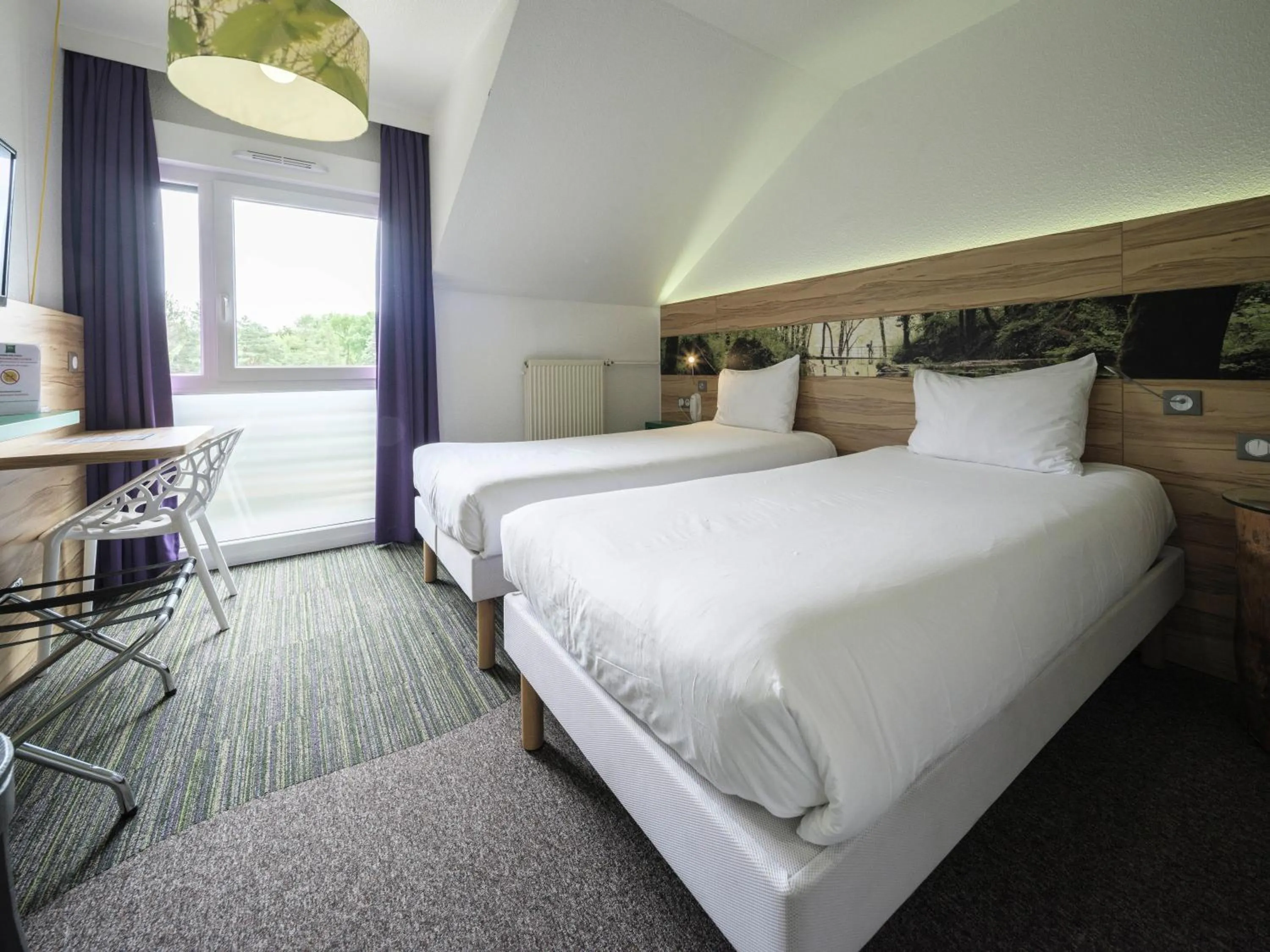 Photo of the whole room, Bed in ibis Styles Sarrebourg