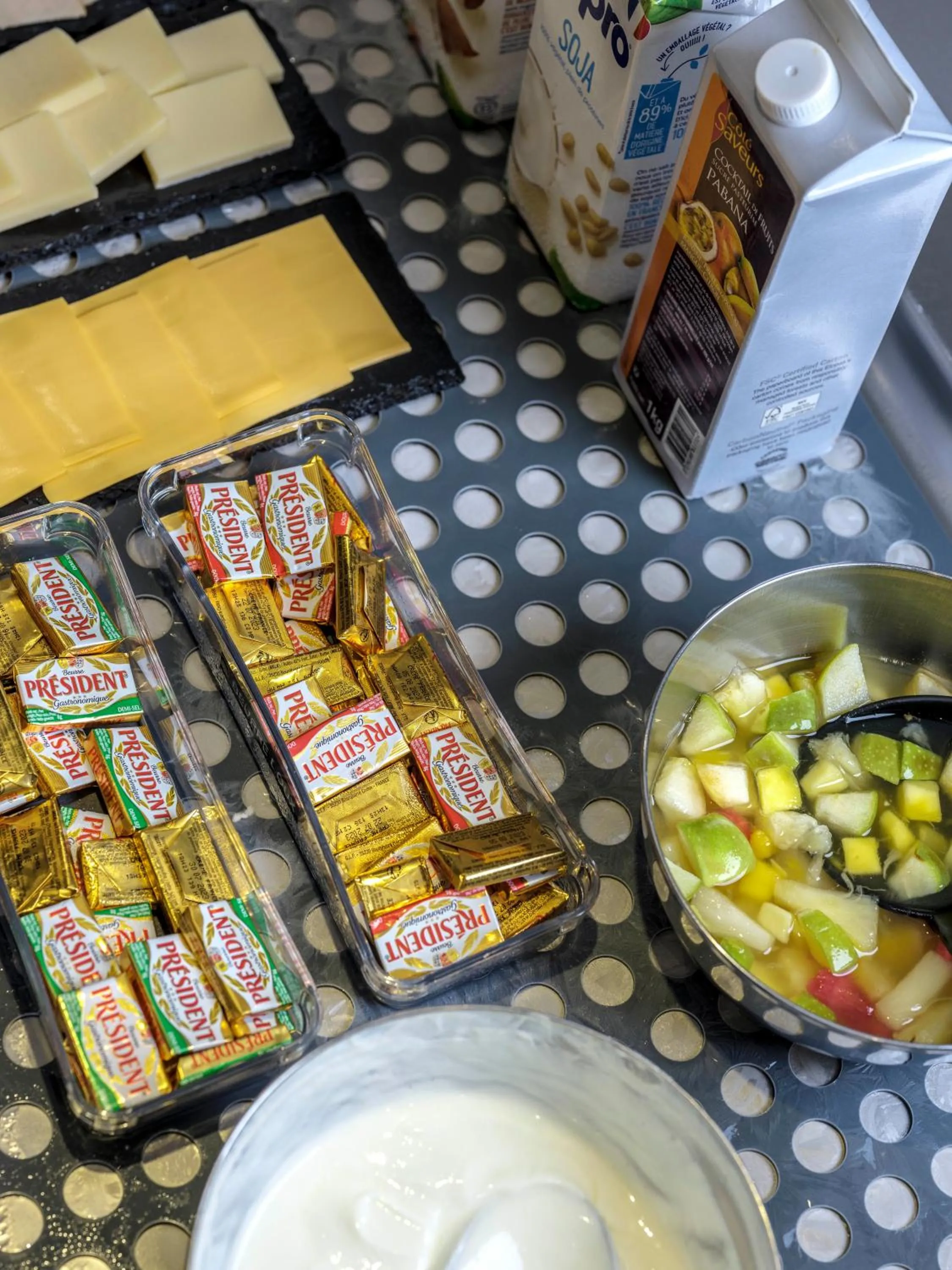 Buffet breakfast in ibis Styles Sarrebourg