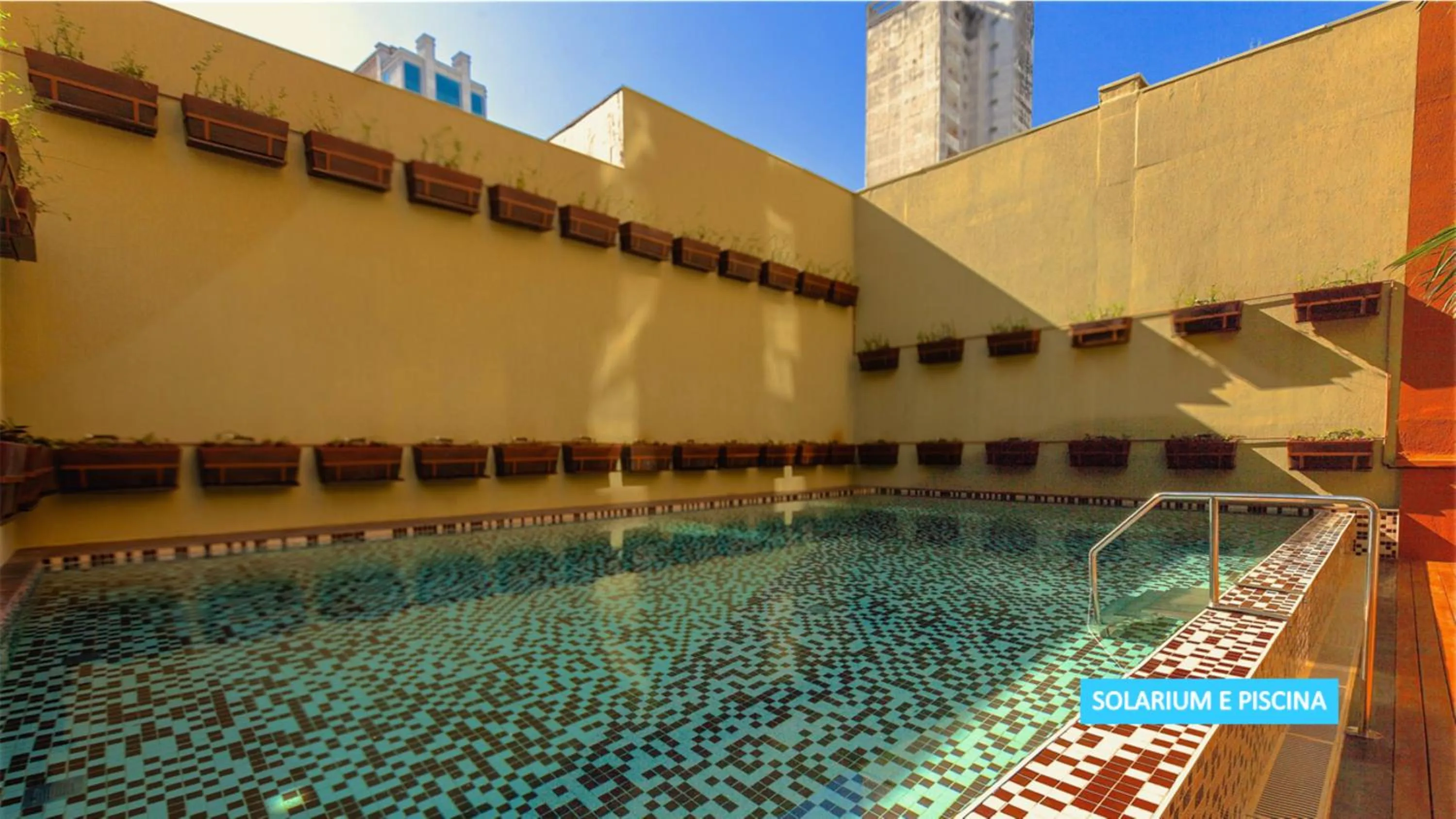 Property building in Vila Galé Paulista