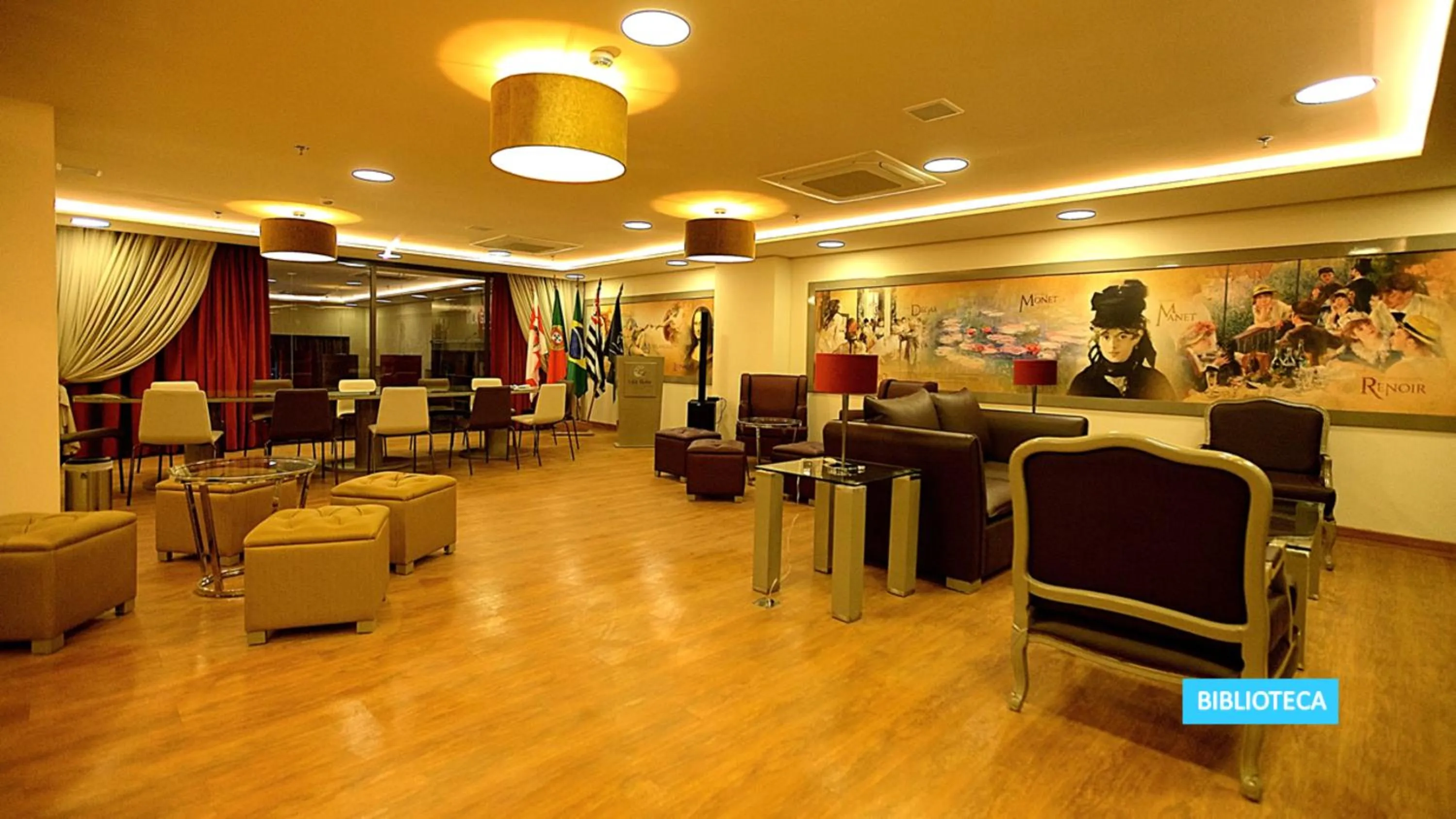 Library in Vila Galé Paulista