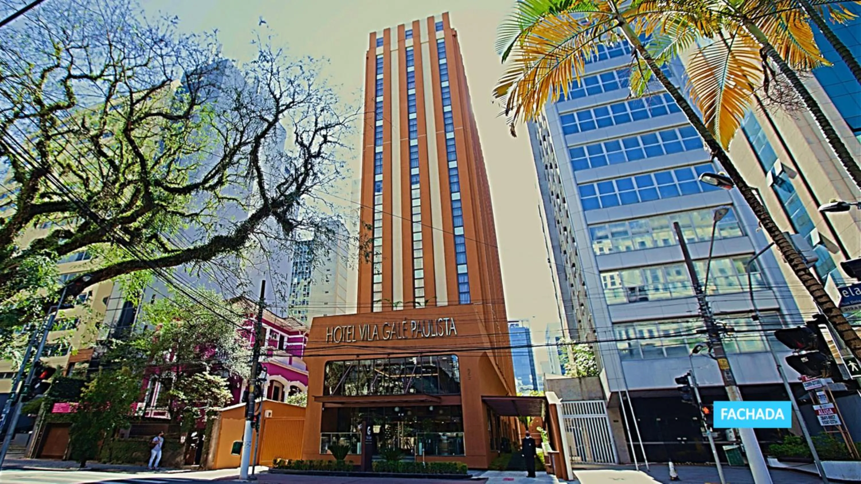 Property building in Vila Galé Paulista