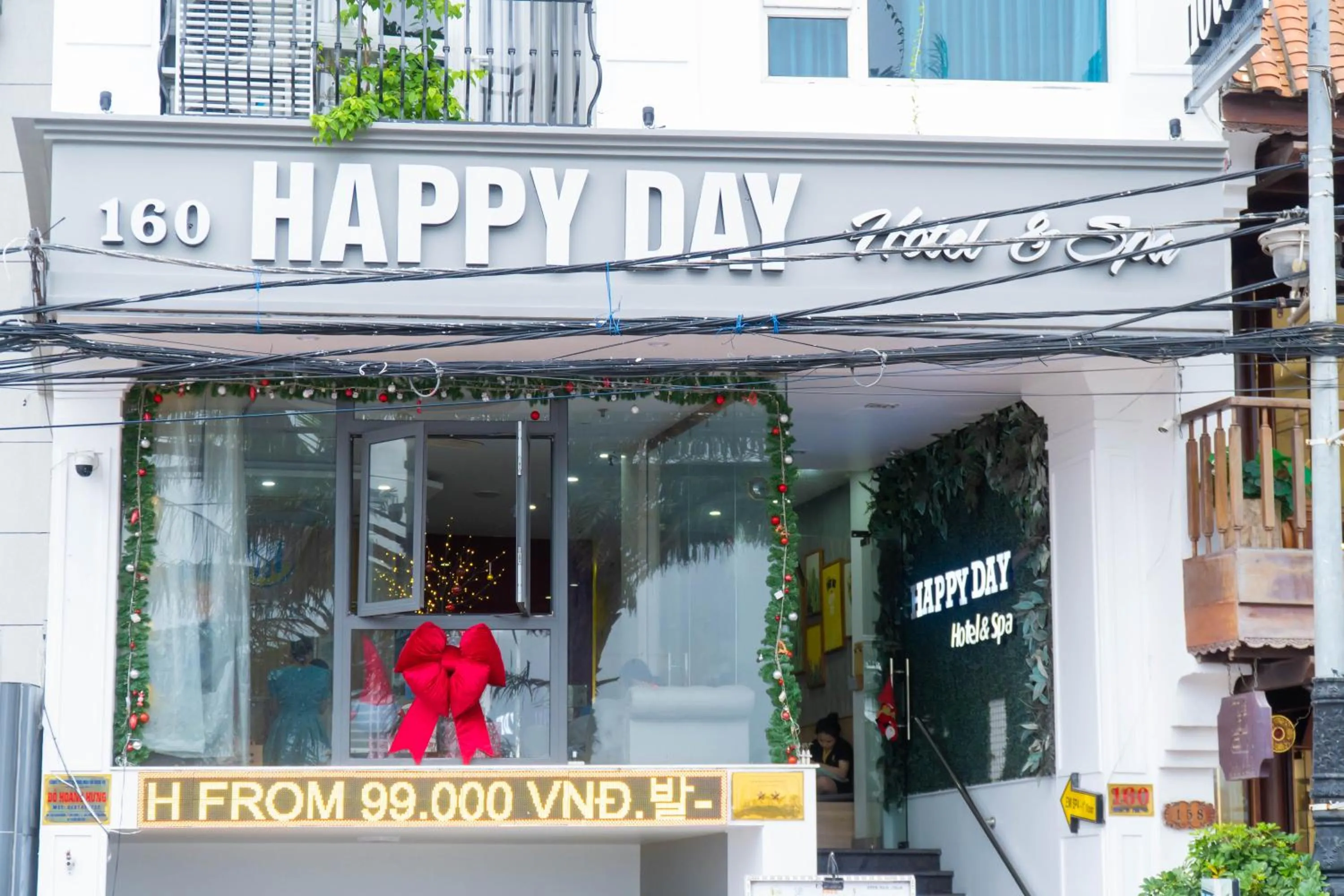 Property building in Happy Day Riverside Hotel & Spa Danang