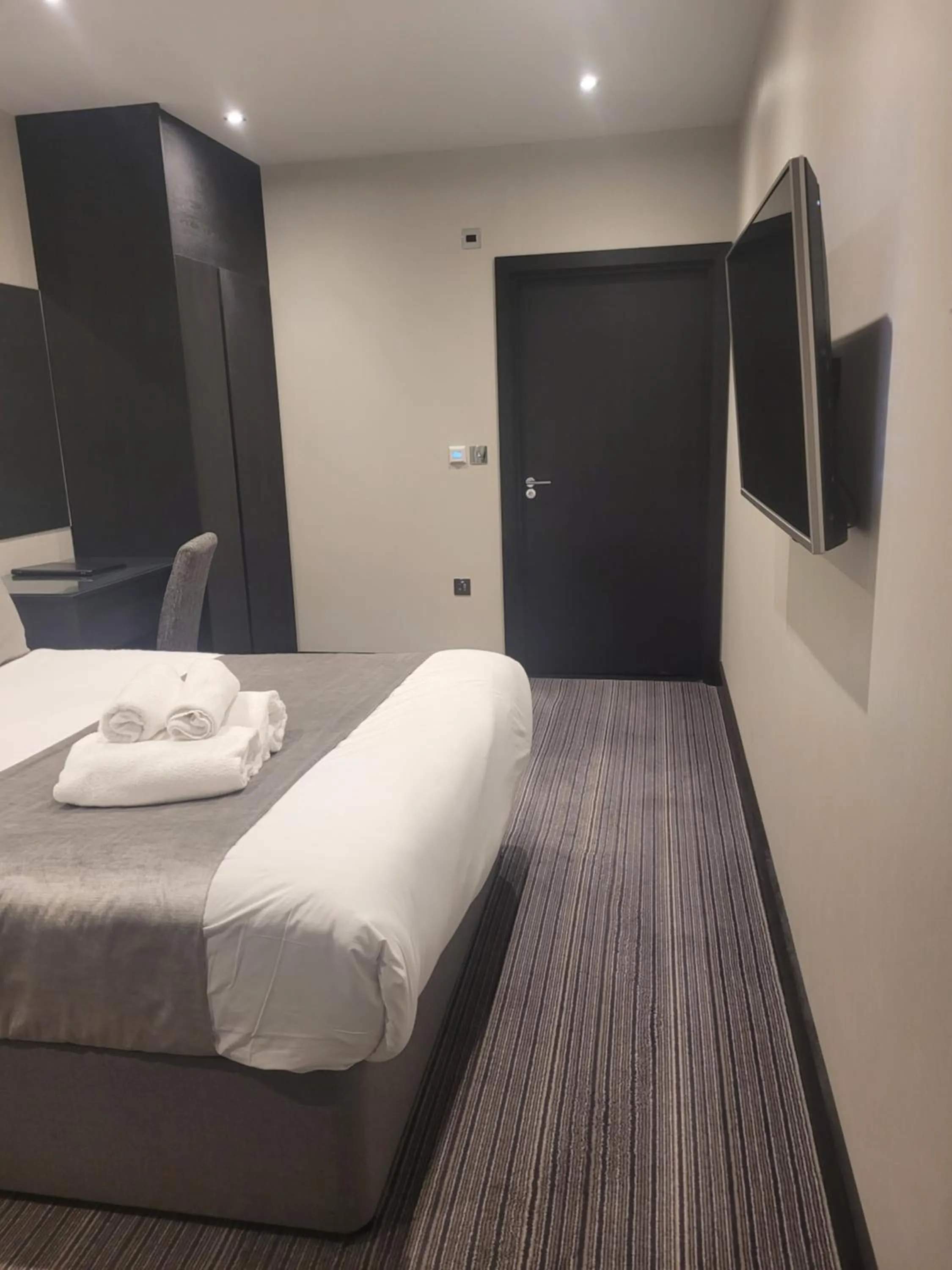 Bedroom, Bed in Hatton Garden Hotel