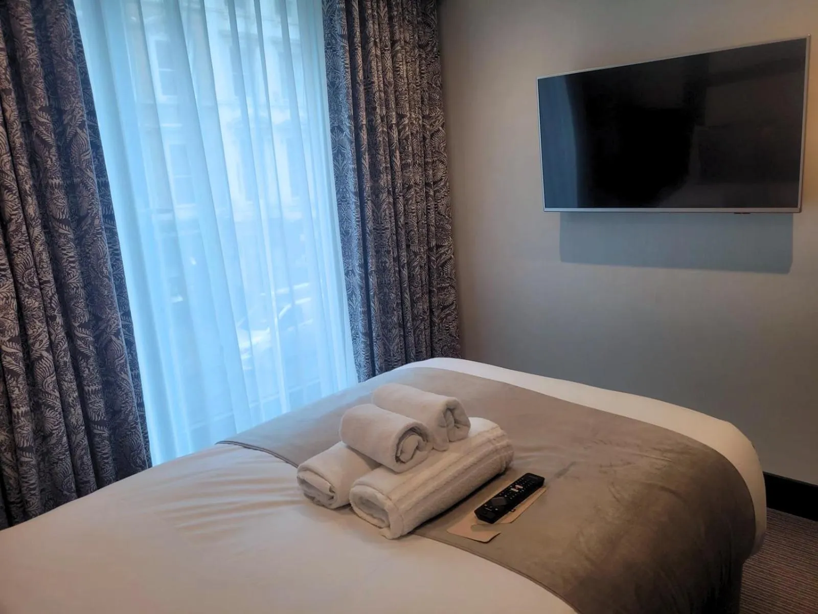 Bed in Hatton Garden Hotel