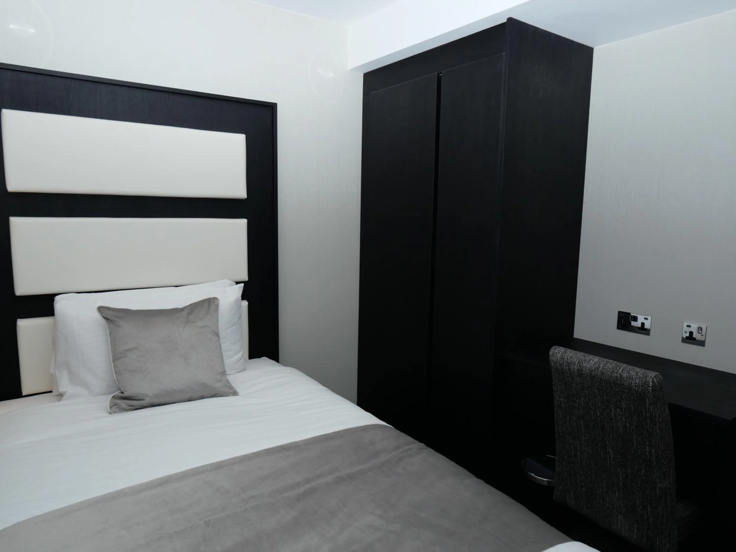 Bed in Hatton Garden Hotel