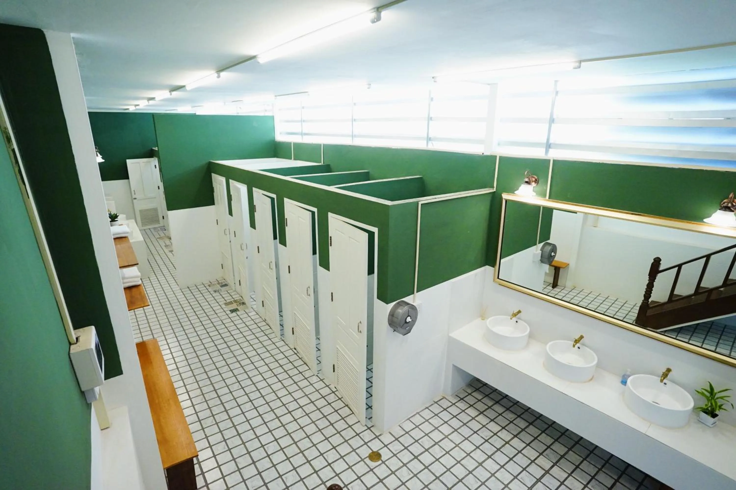 Toilet in Barn Laos Hostel