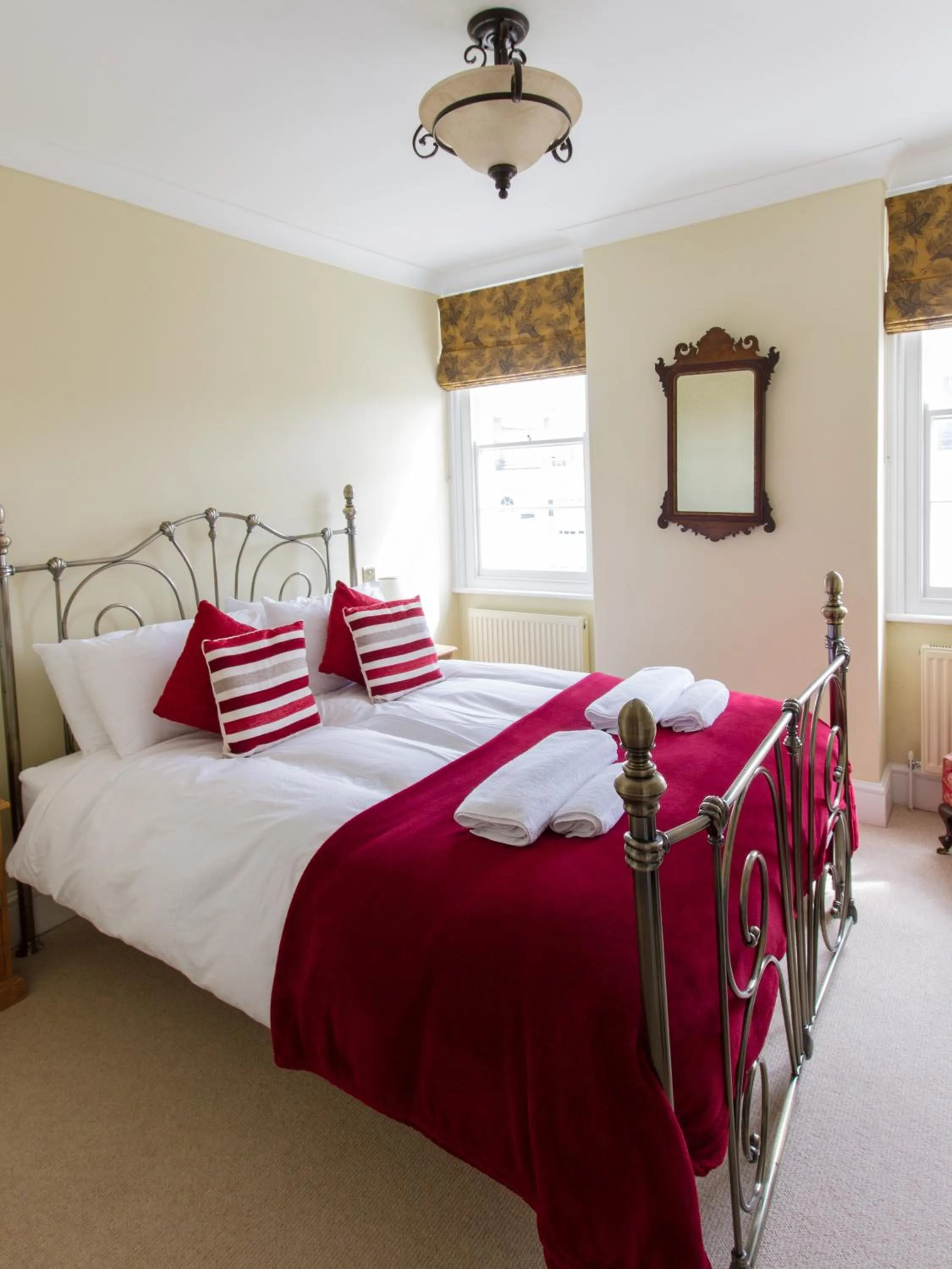 Bed in The Portland Guesthouse