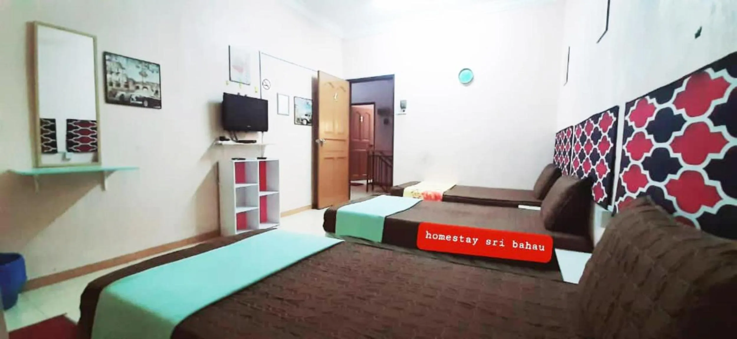 Bedroom, Bed in Hotel Sri Bahau