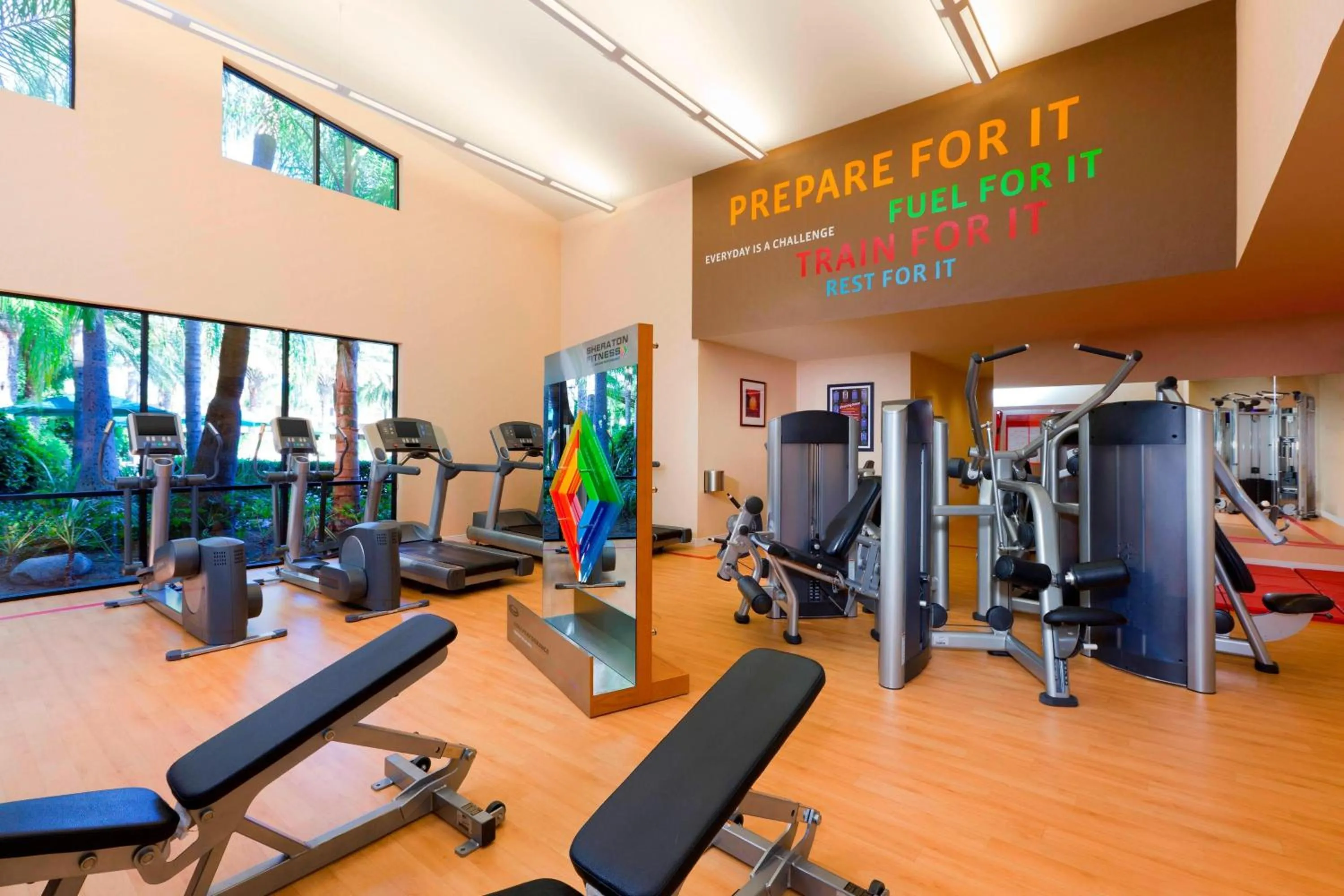 Fitness centre/facilities in Sheraton Park Hotel at the Anaheim Resort