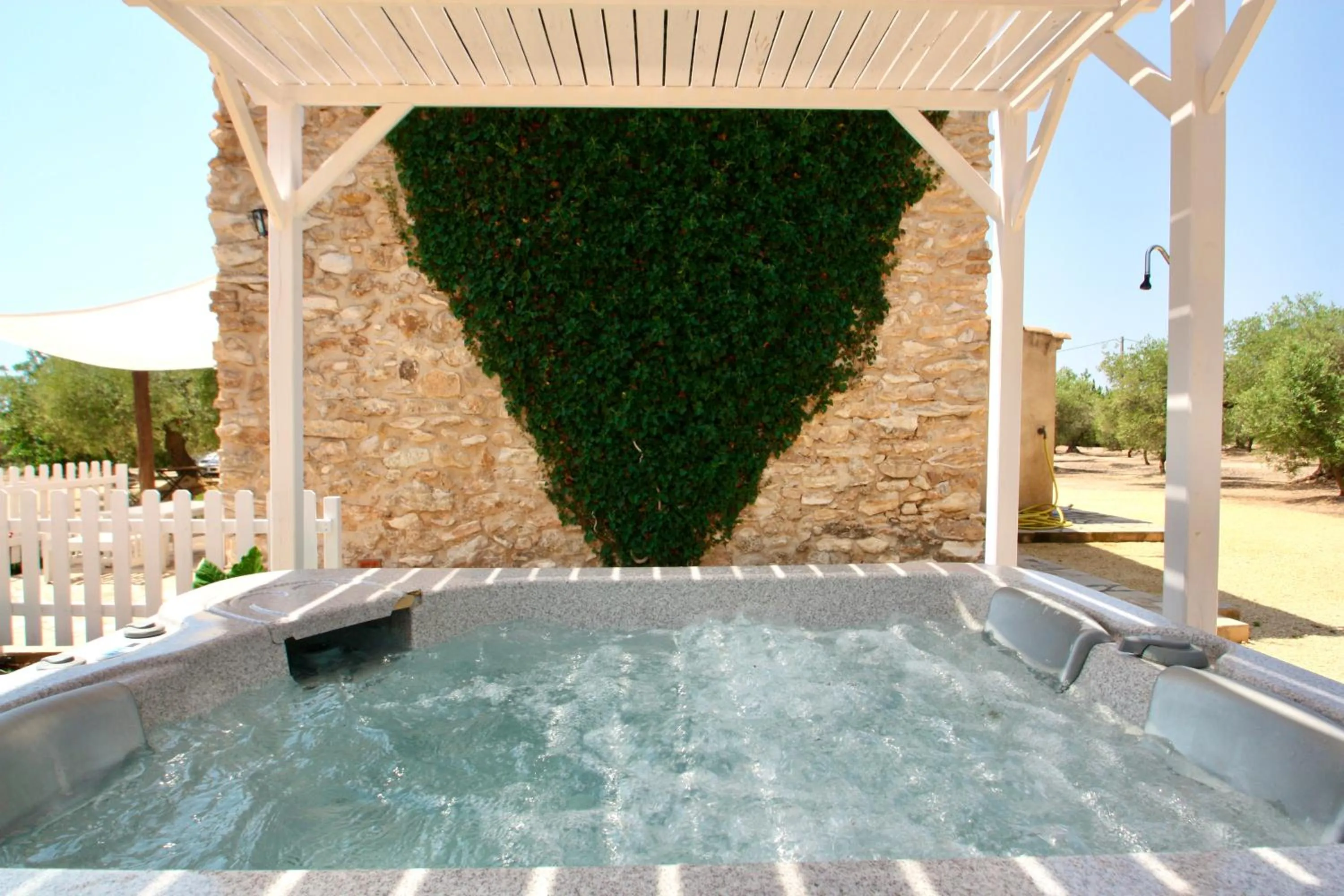 Swimming pool in Cau d'Amor