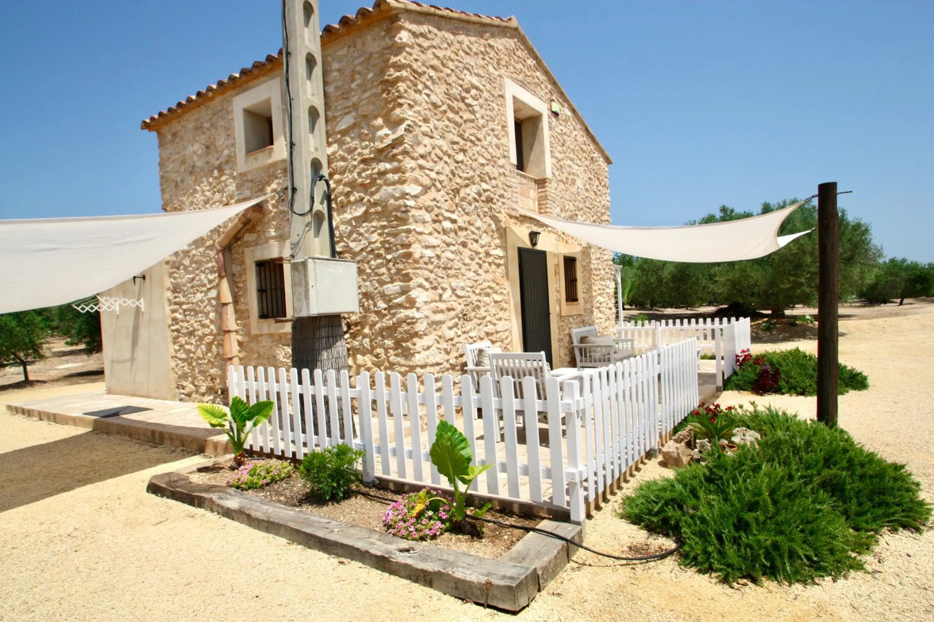 Property building in Cau d'Amor