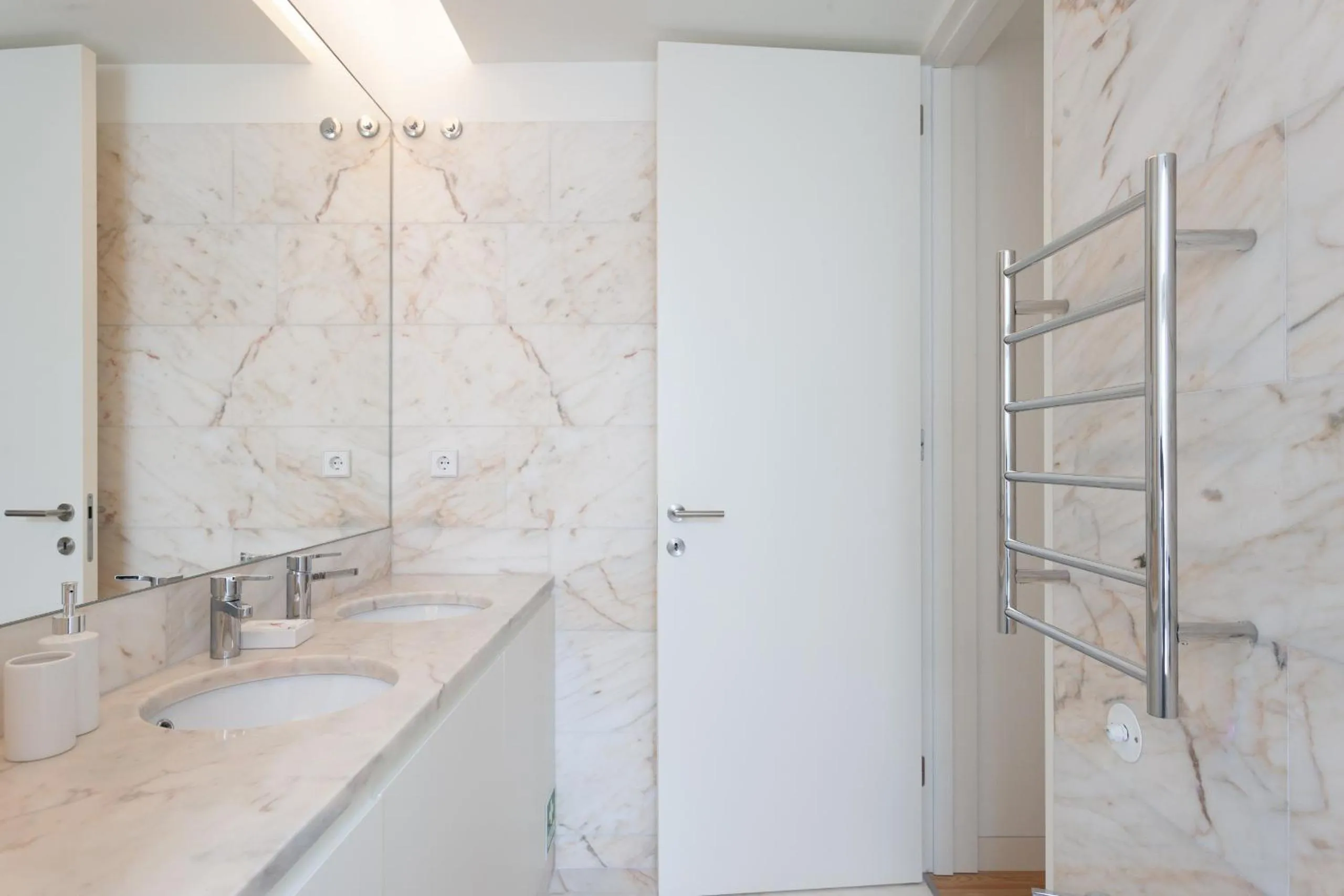 Bathroom in FLH Chiado Central Flat