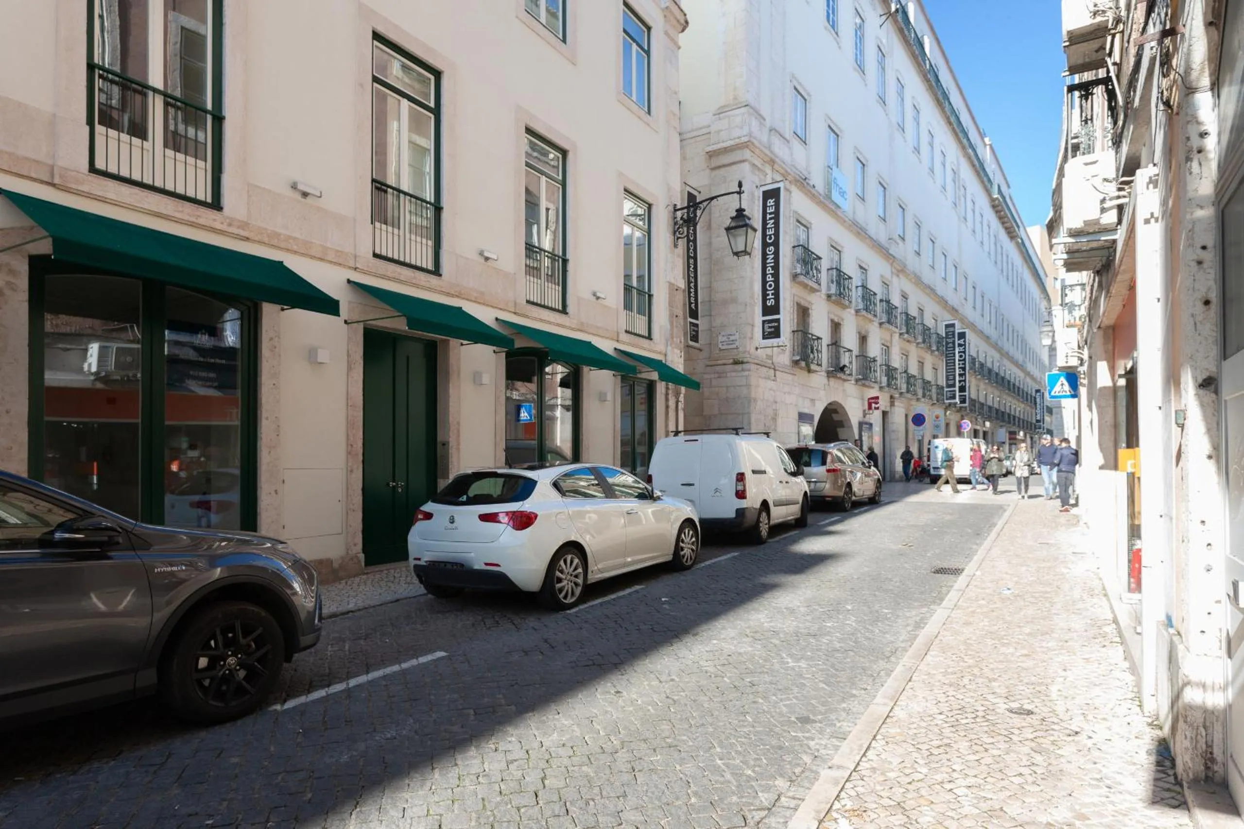 Facade/entrance in FLH Chiado Central Flat