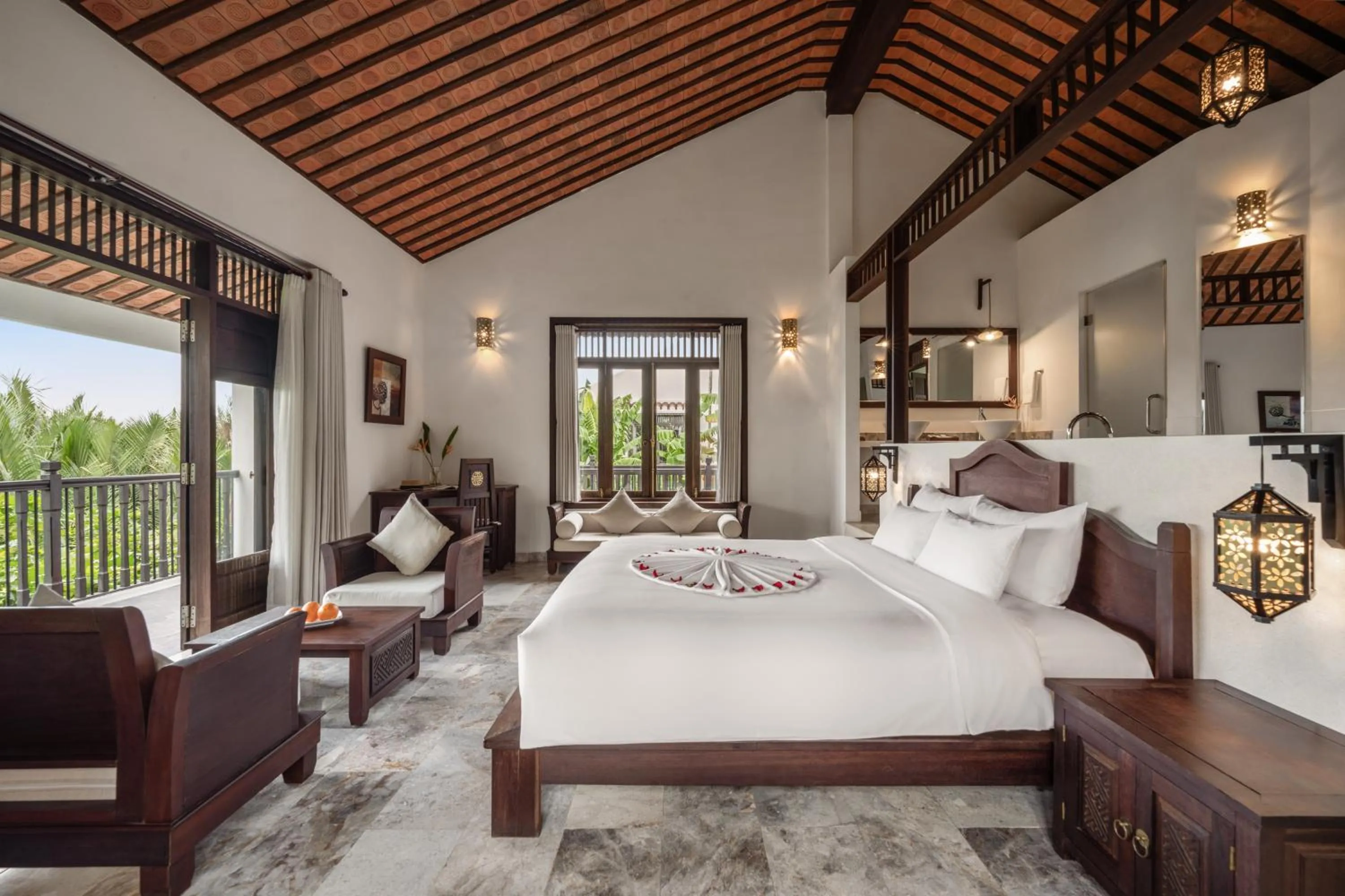 Photo of the whole room, Bed in Legacy Hoi An Resort