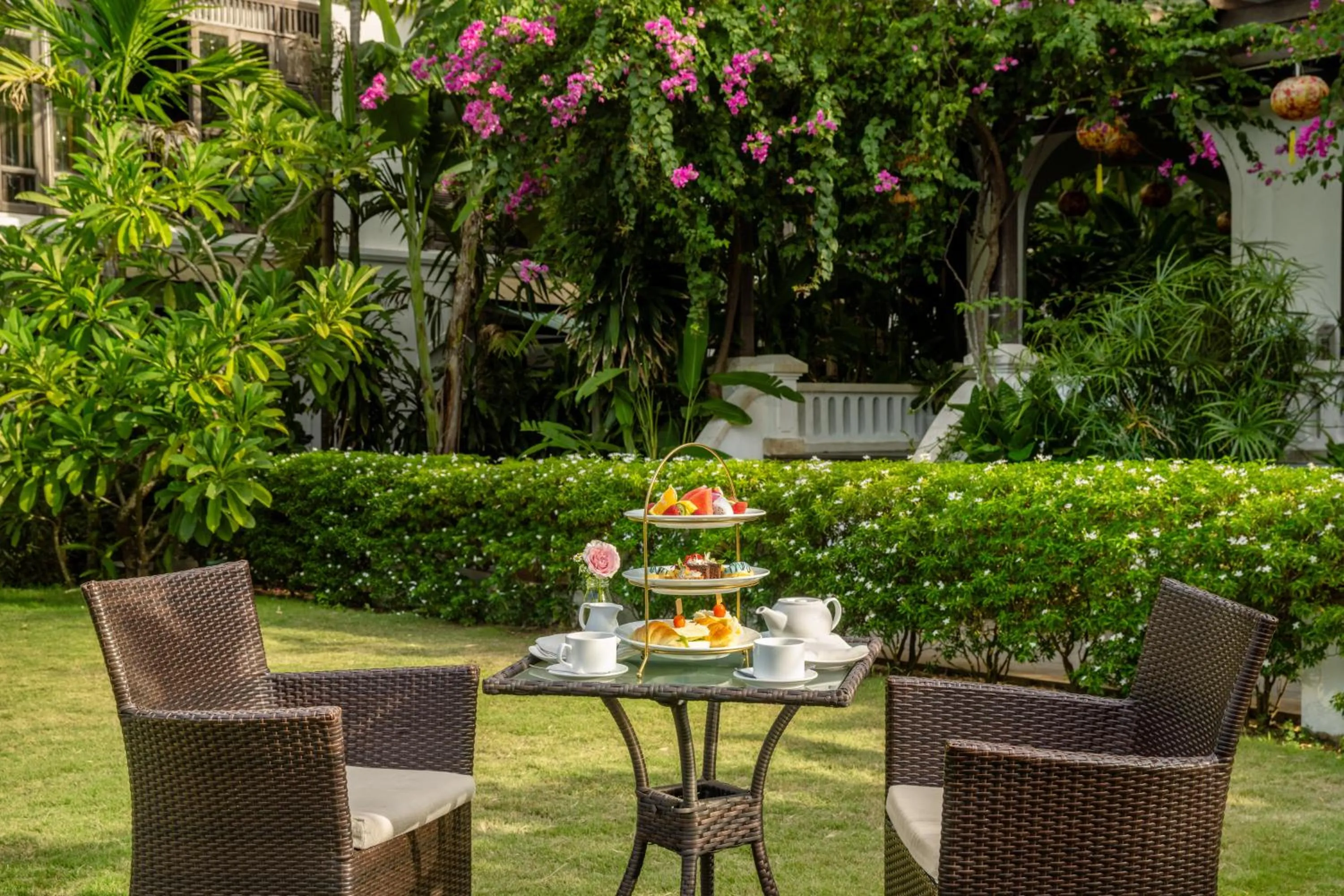 Restaurant/places to eat in Legacy Hoi An Resort