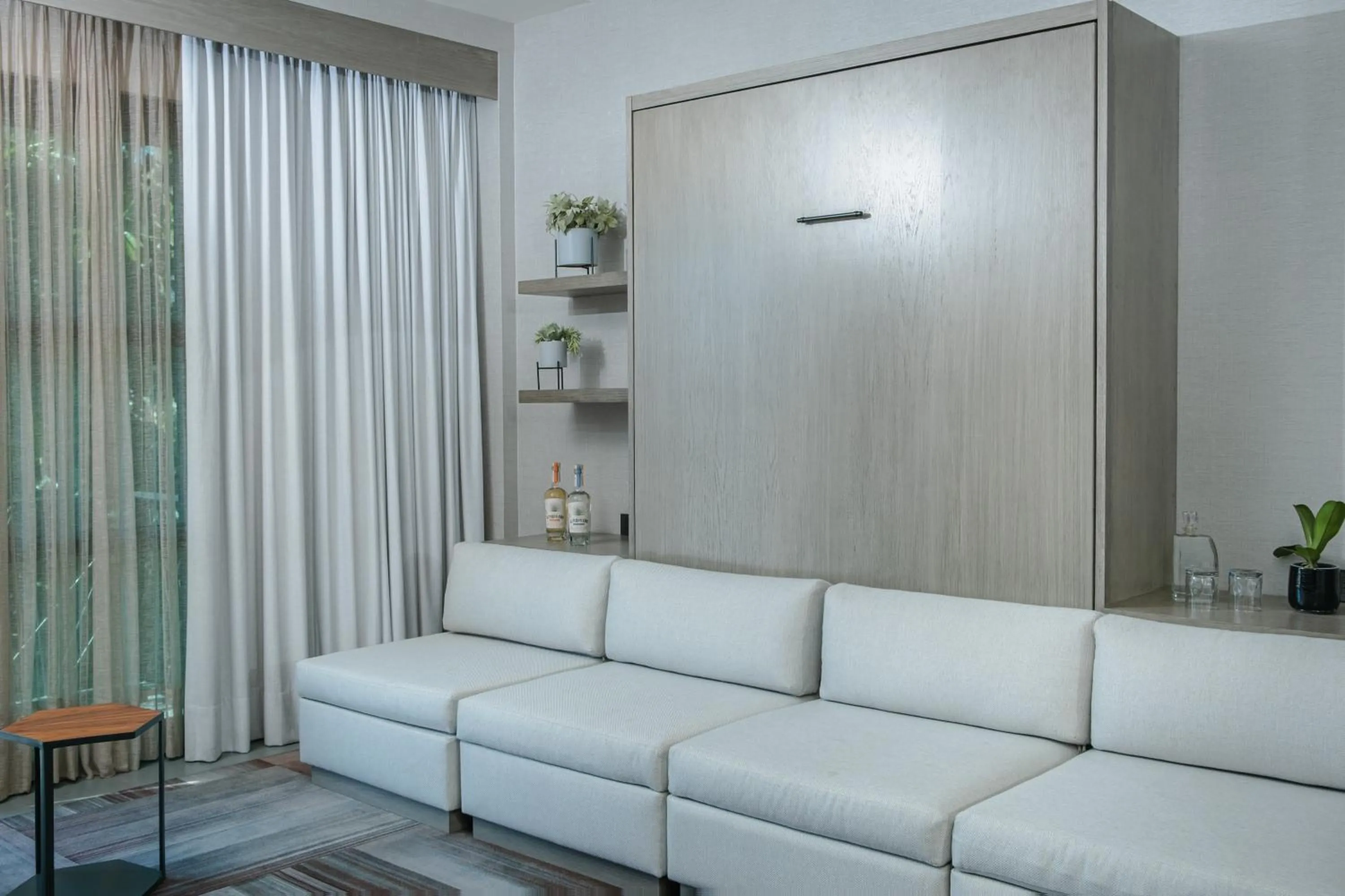 Communal lounge/ TV room in Casa Salles Hotel Boutique