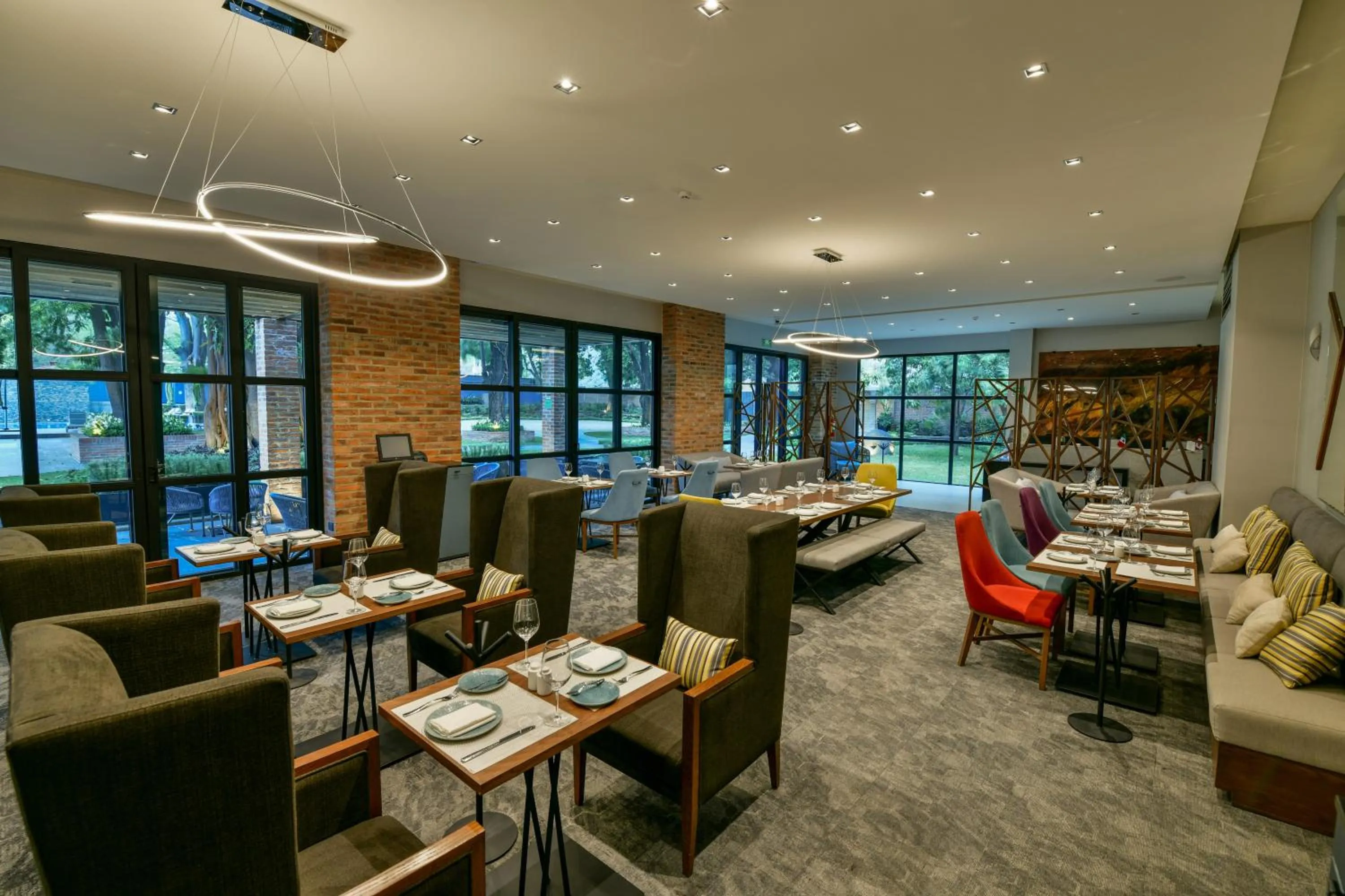 Restaurant/places to eat in Casa Salles Hotel Boutique