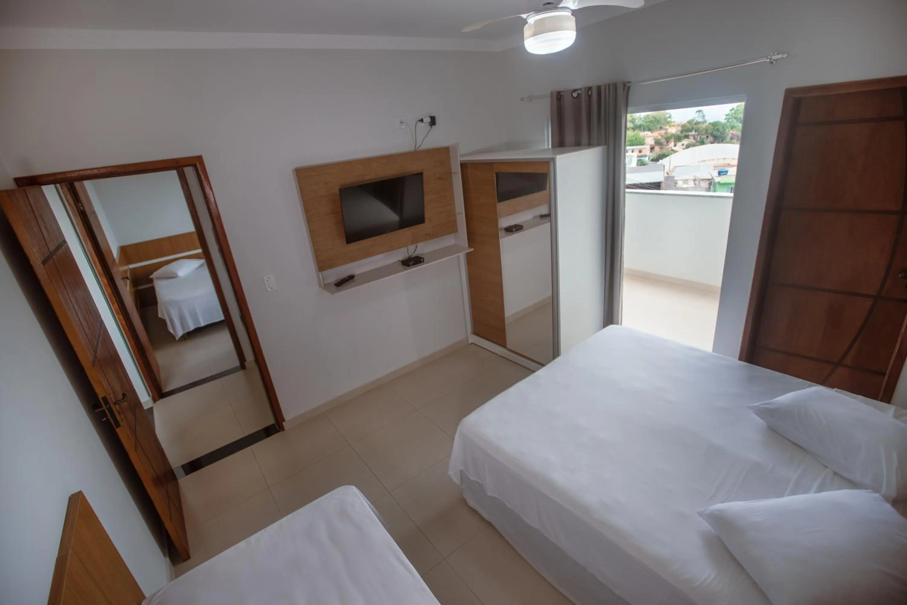 TV and multimedia, Bed in Souza Reis Apart - Unidade 1