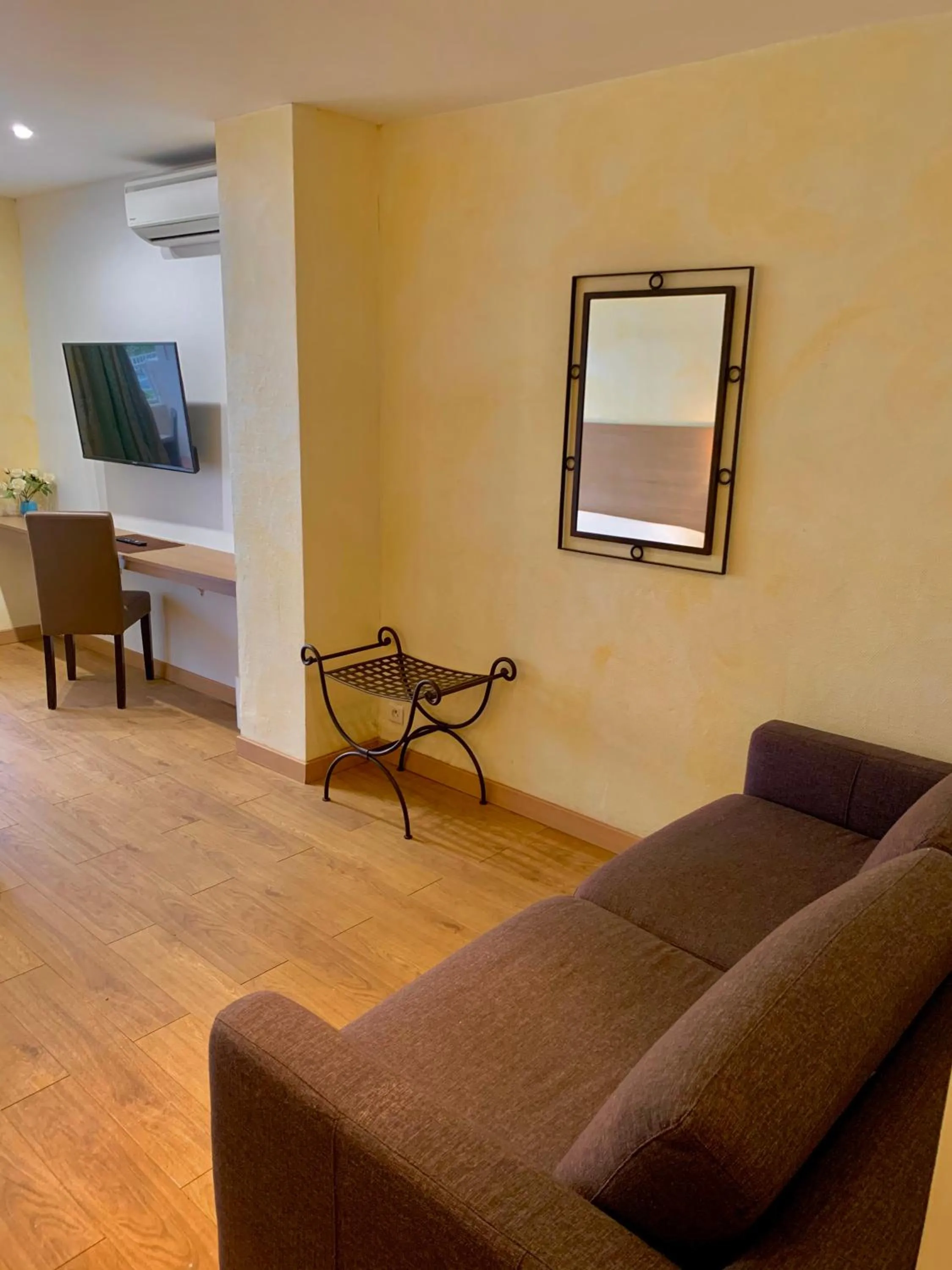 Living room in Hôtel Beau Soleil