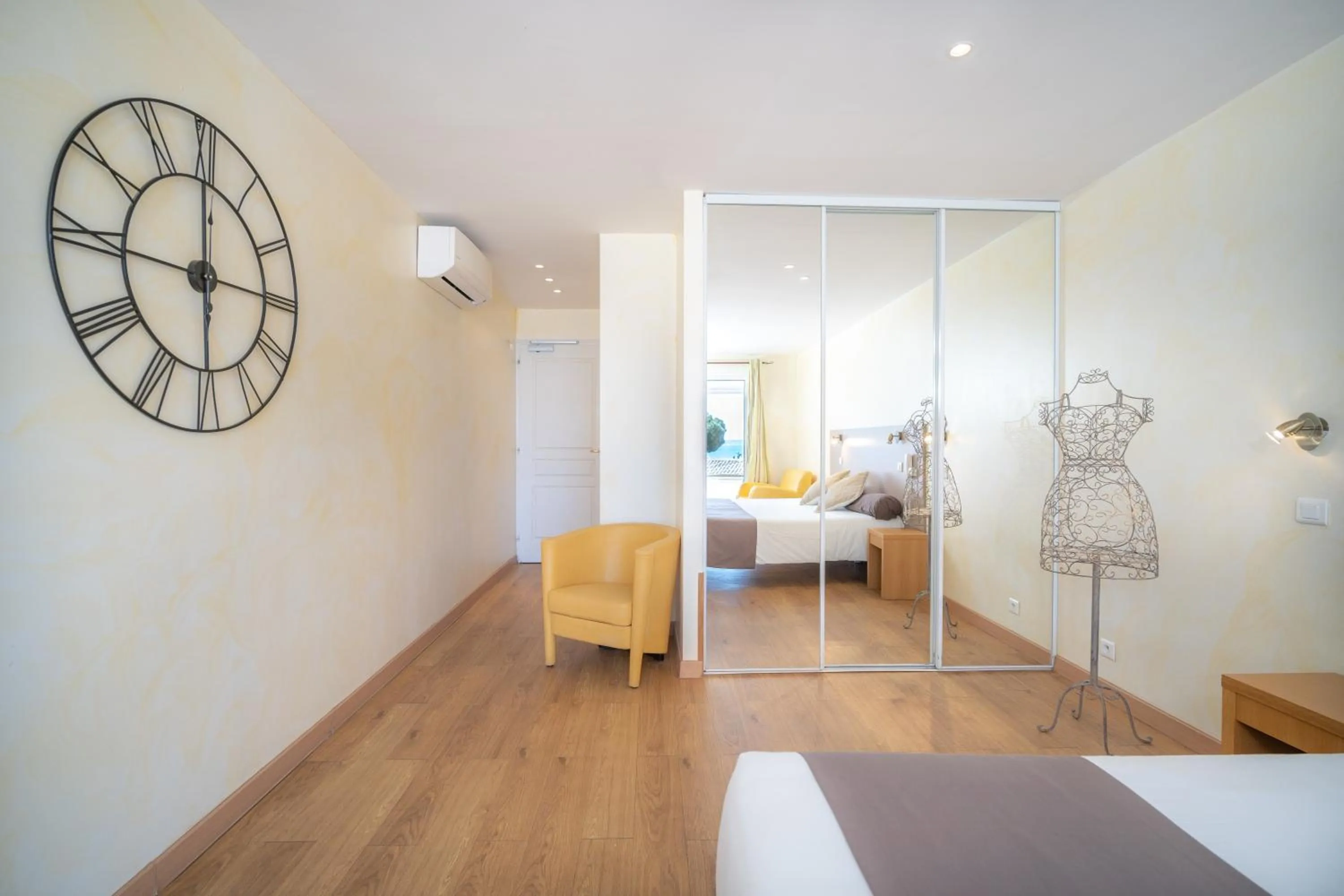 Photo of the whole room in Hôtel Beau Soleil