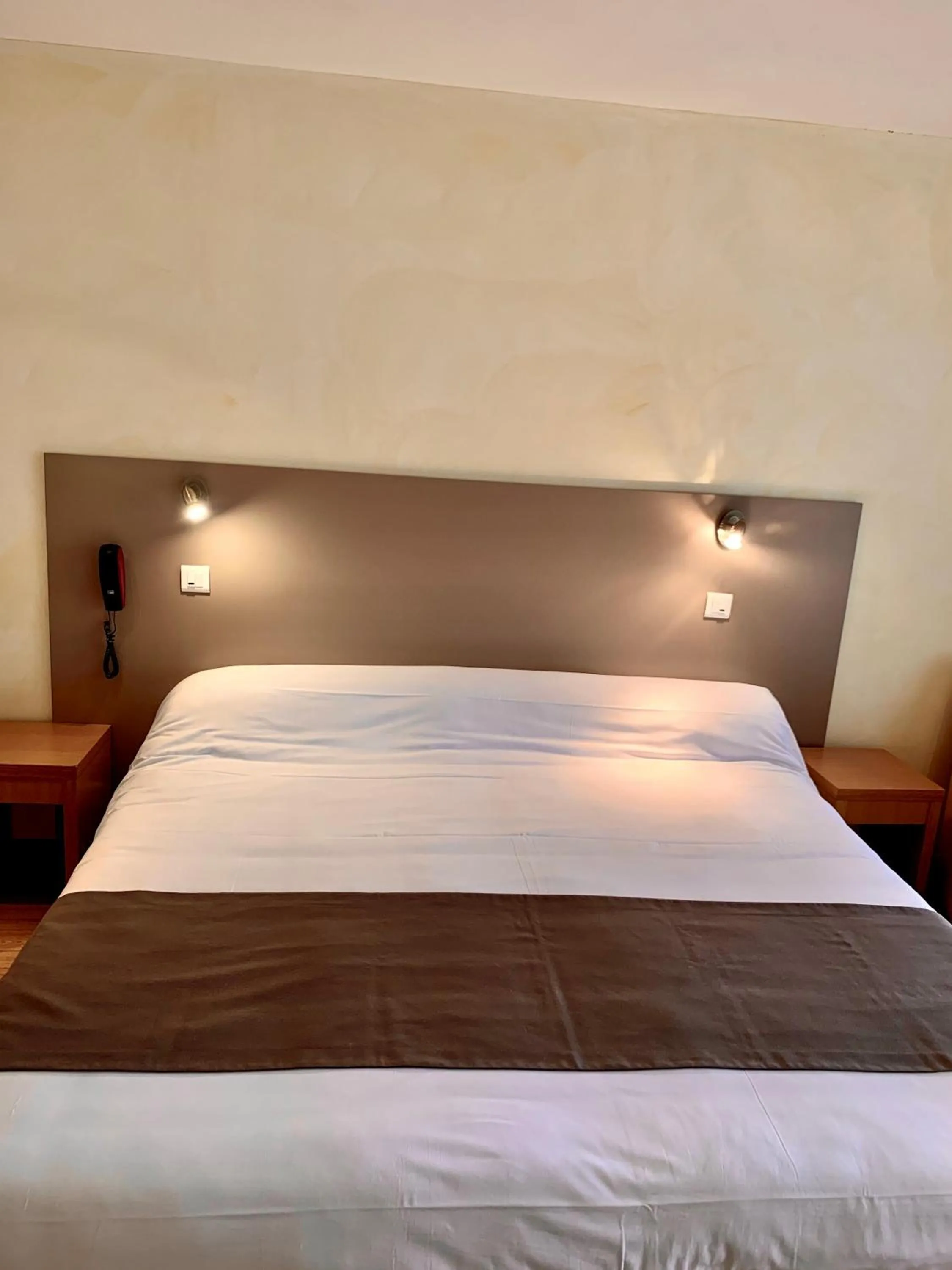 Bed in Hôtel Beau Soleil