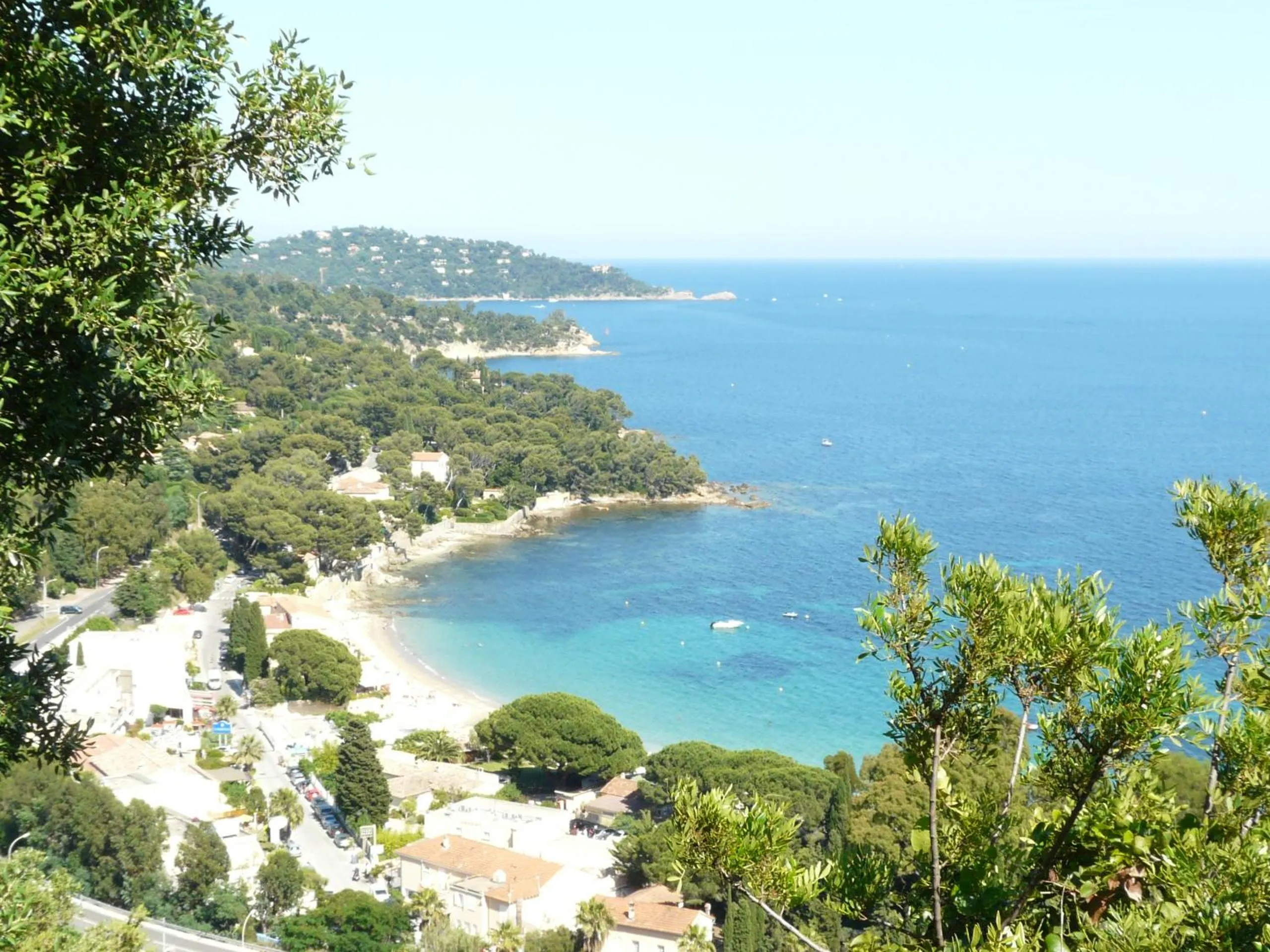 Day in Hôtel Beau Soleil