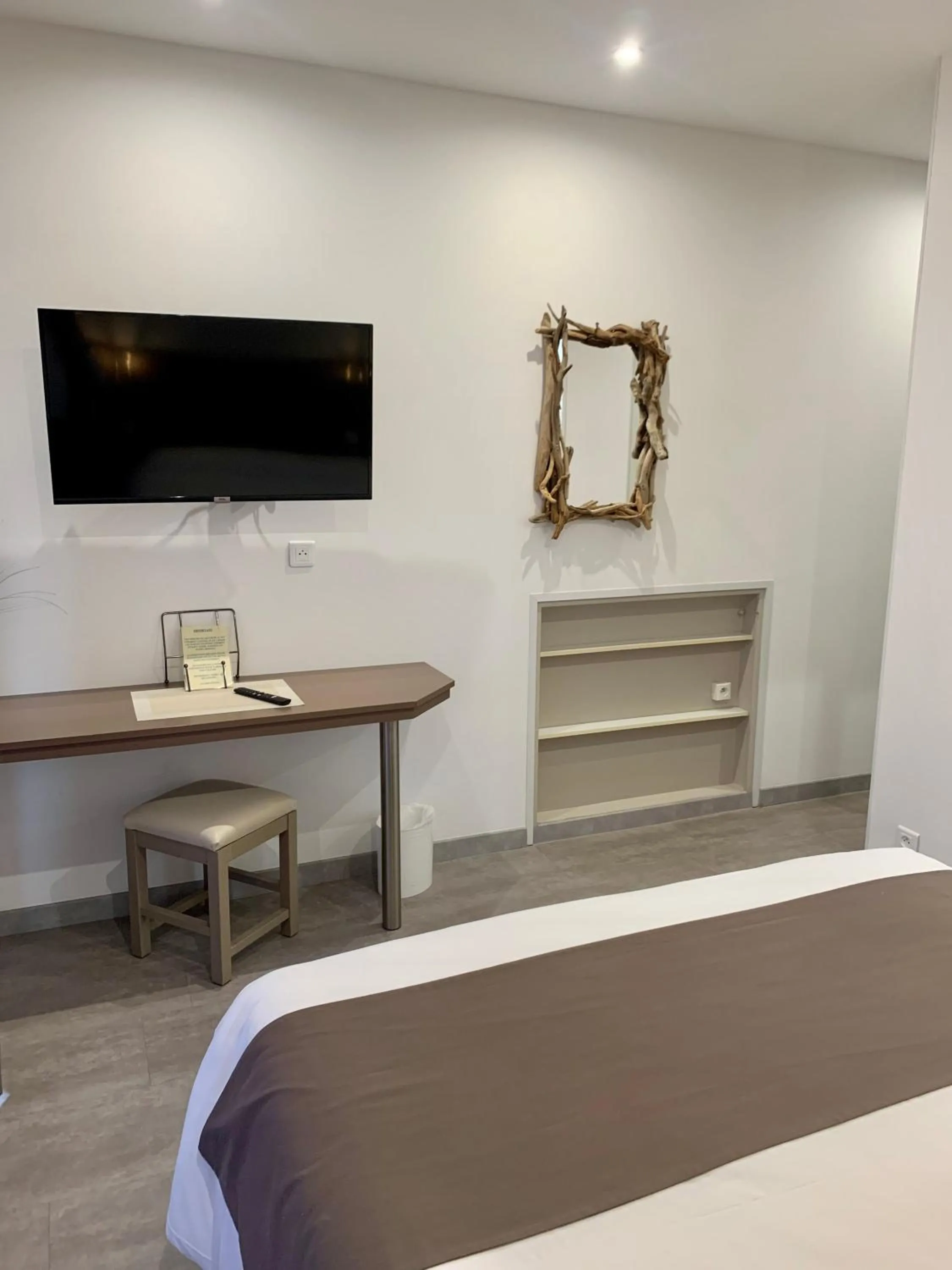 Photo of the whole room in Hôtel Beau Soleil