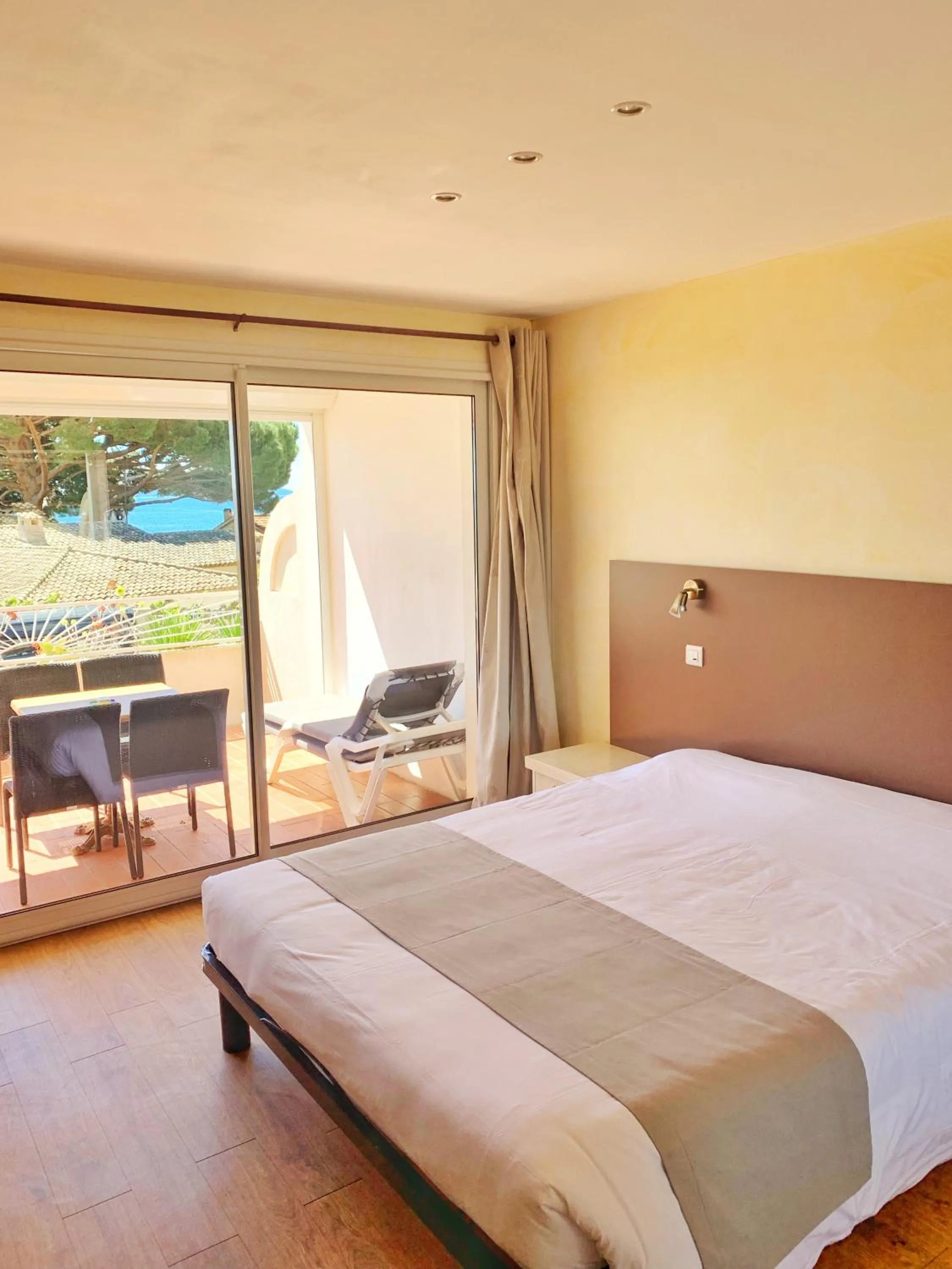 Photo of the whole room in Hôtel Beau Soleil